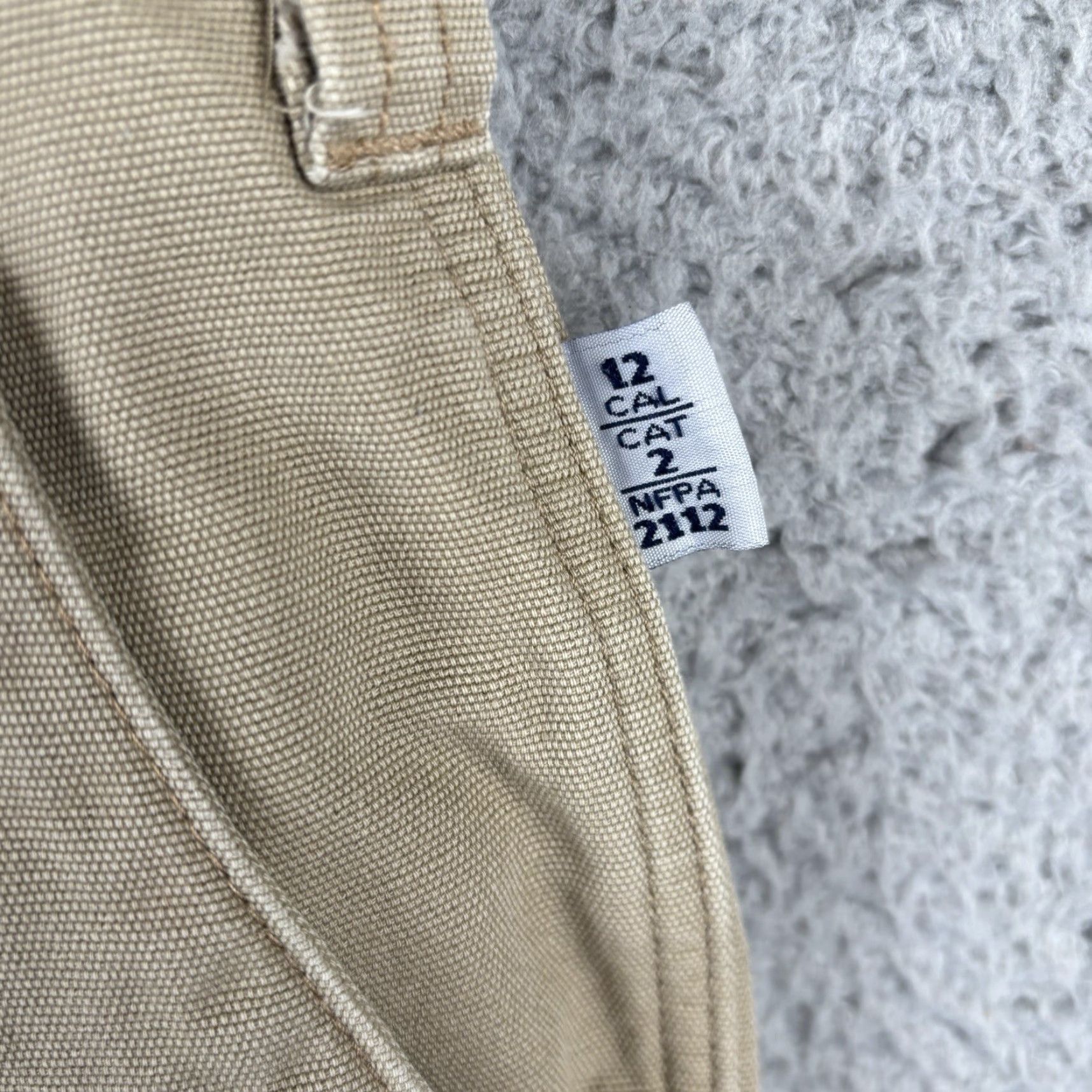 Vintage Tyndale Cargo Pants Mens 36x28 Khaki Flame Resistant FR Work Utility USA Pants Straight Mens 36 Beige Cotton Nylon Canvas Logo Pockets Workwear 90s? Size US 36 / EU 52 - 3 Thumbnail