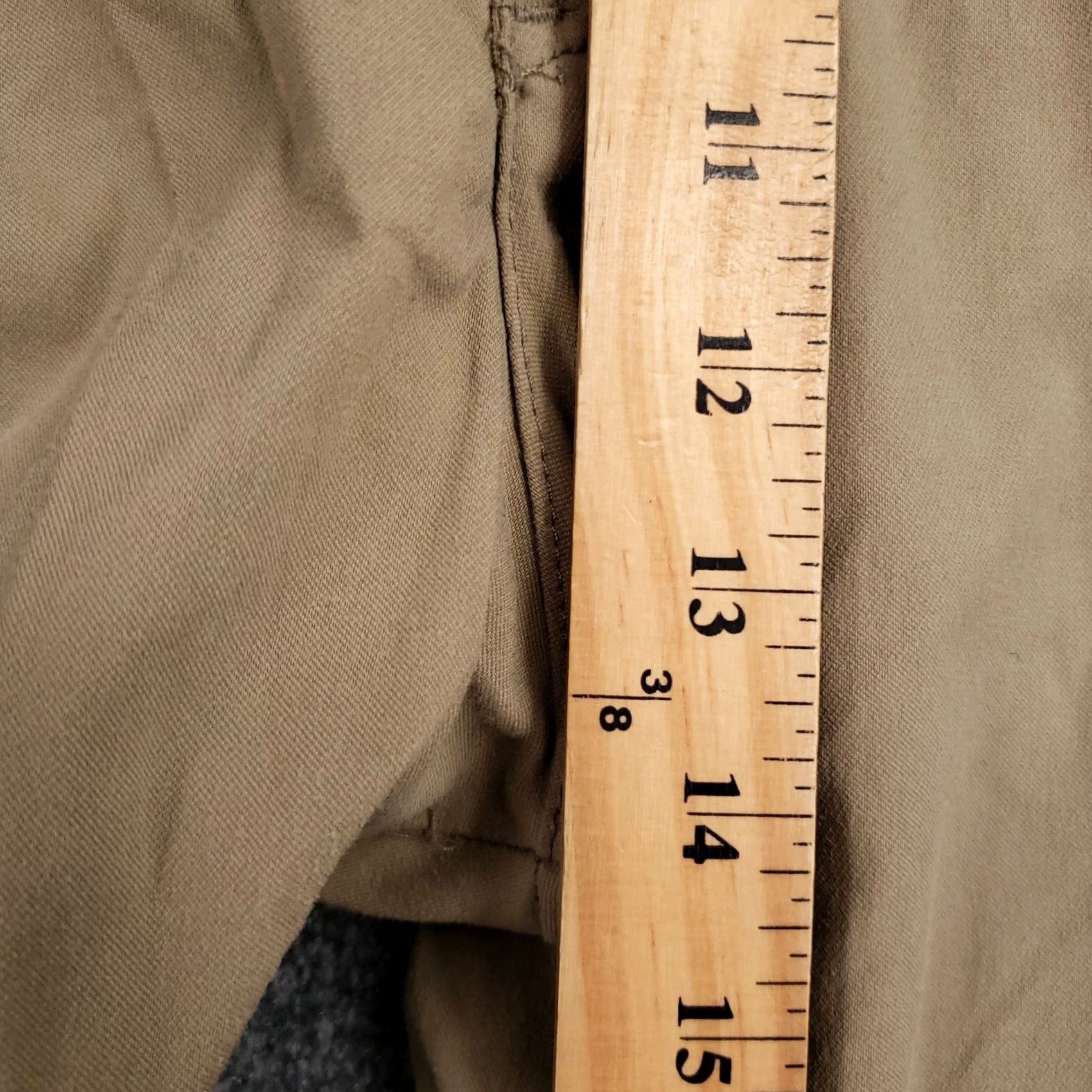 Wrangler Wrangler Shorts Mens 46 Khaki Cargo Zip Pocket Nylon Stretch Hiking Tech Cargo Pocket Outdoor Mens Size US 30 / EU 46 - 6 Thumbnail