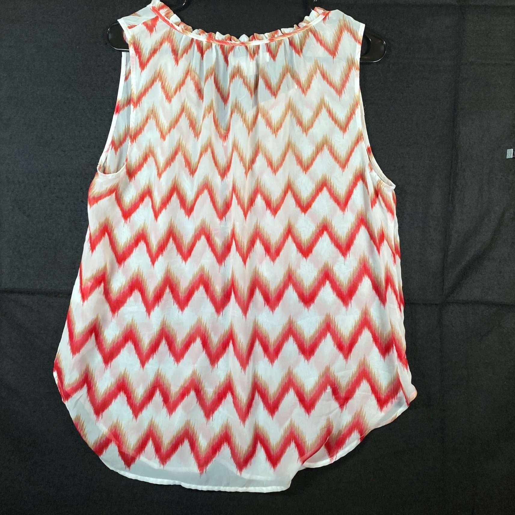 Liz Claiborne Liz Claiborne Womens Blouse Multicolor Zig Zag Sleeveless VNeck Henley Sheer L Shirt Size L / US 10 / IT 46 - 7 Thumbnail