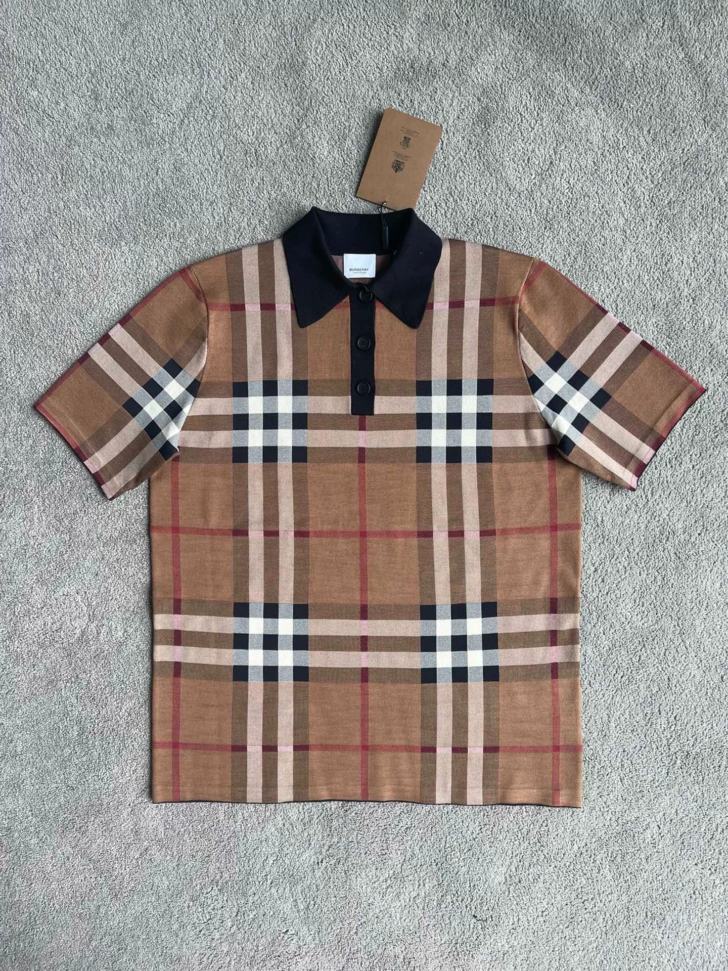Burberry Burberry Check Silk Blend Polo Size XXS / US 00 / IT 34 - 1 Thumbnail