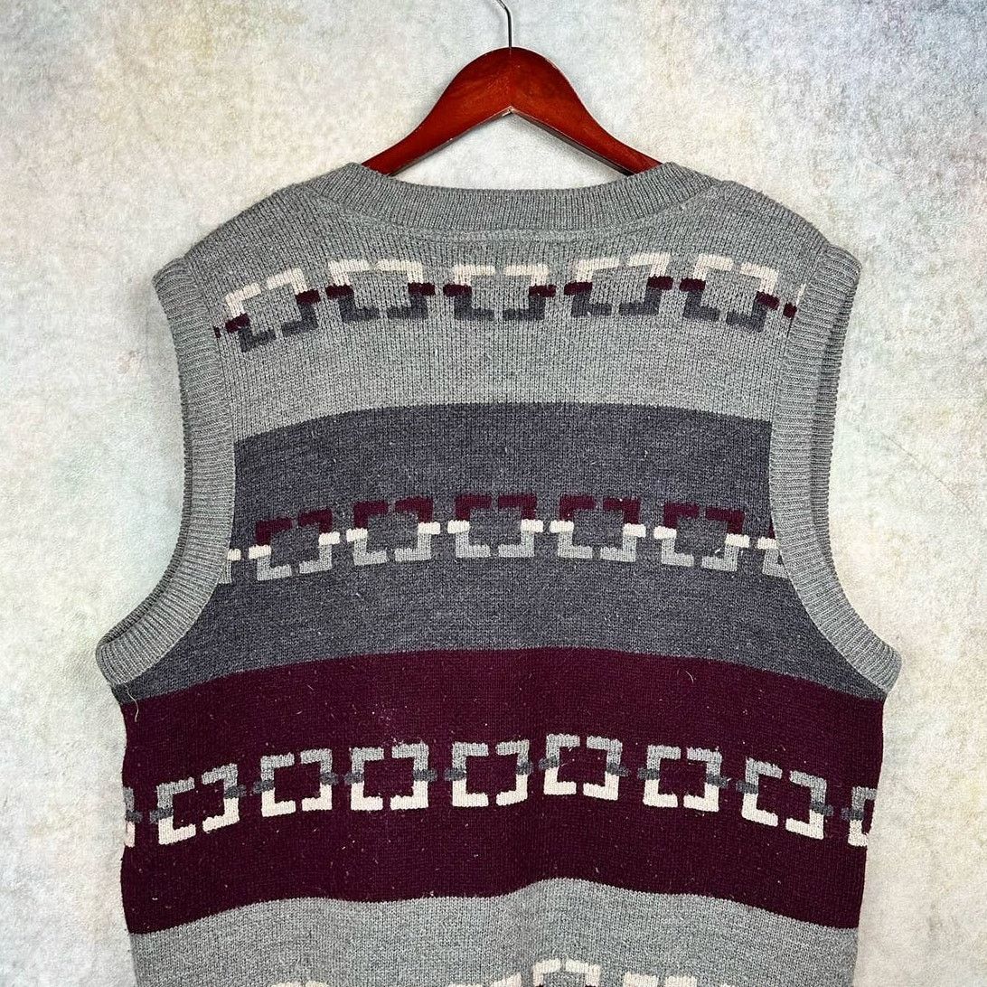 Vintage Vintage 90s Knit Cardigan Vest M Gray Native Print Western Size US M / EU 48-50 / 2 - 7 Thumbnail