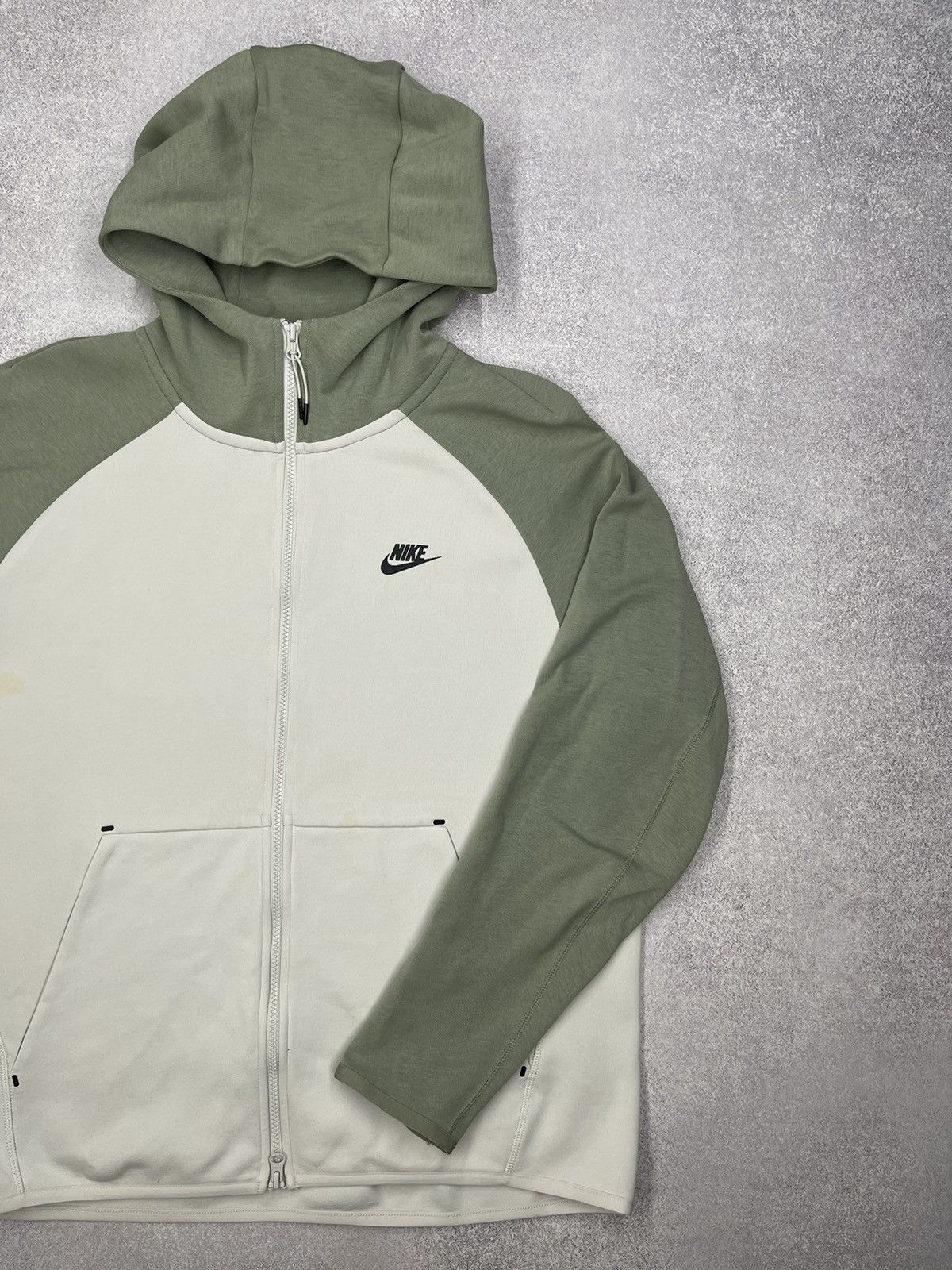 Nike Tech Training Jacket プリマロフト テック Y2K Nike Tech Training Jacket プリマロフト テック Y2K Mens Nike