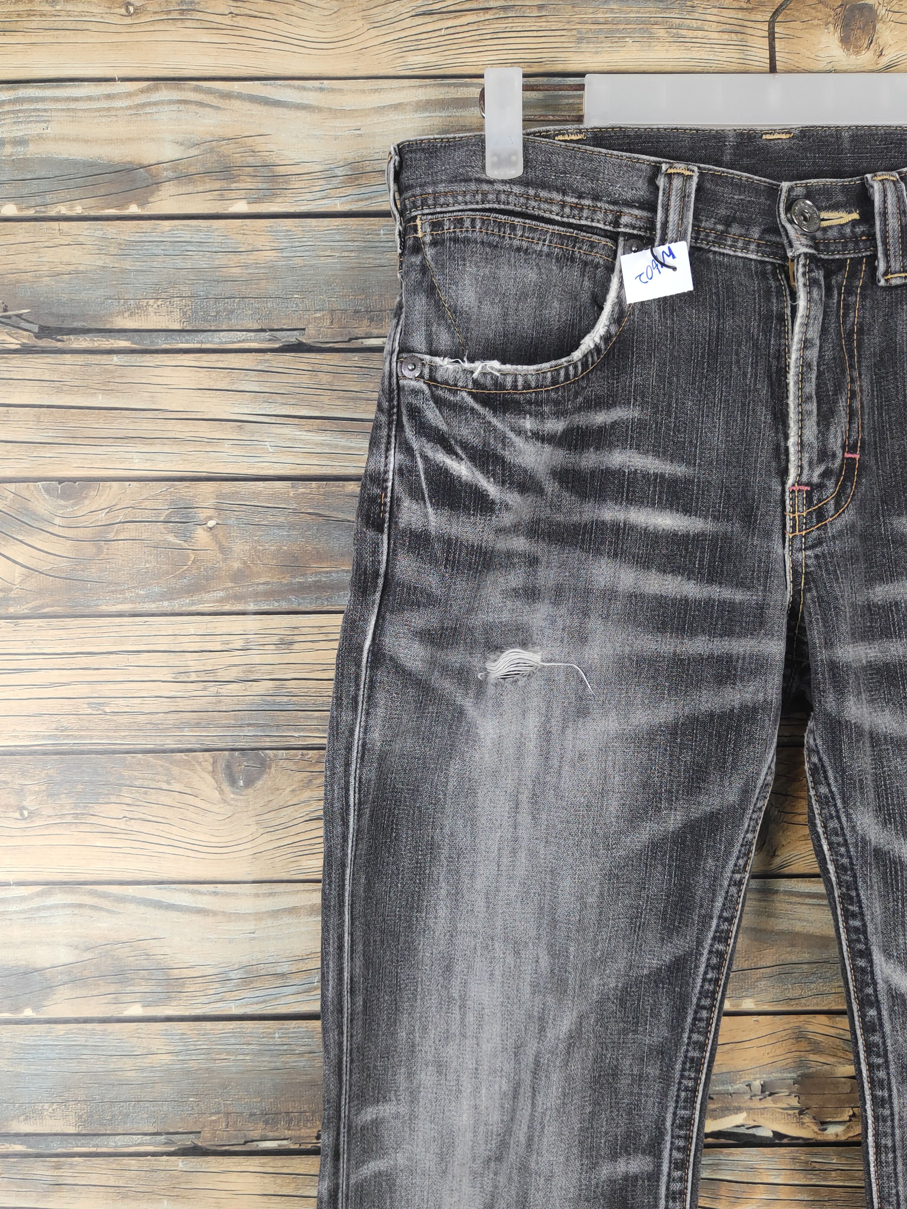 Vintage Wrangler Black Distressed Ripped denim Jeans #W1602 Size US 30 / EU 46 - 3 Thumbnail