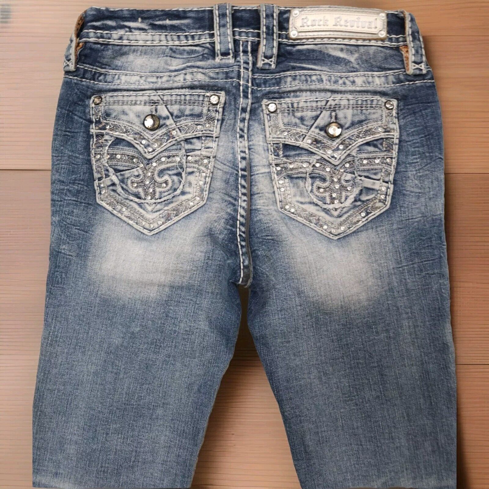 Rock Revival Rock revival Rhinestone Flap Pocket Fay Mid-Rise Size 26 Size 26" / US 2 / IT 38 - 5 Thumbnail
