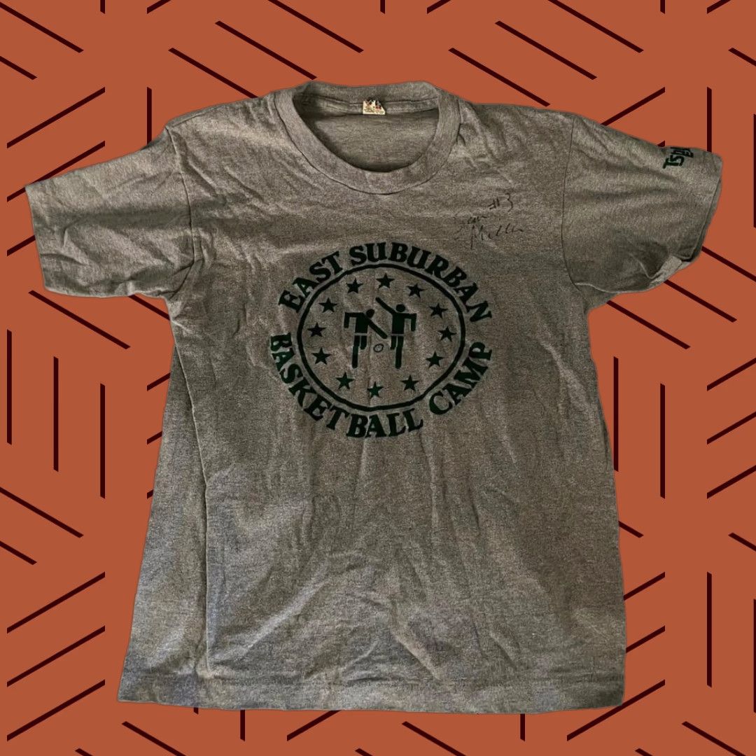 Vintage S﻿igned Autographed Sean Miller Pitt Panthers Basketball T‑Shirt Sz M Medium Gray Shirt Mens Size US M / EU 48-50 / 2 - 1 Thumbnail