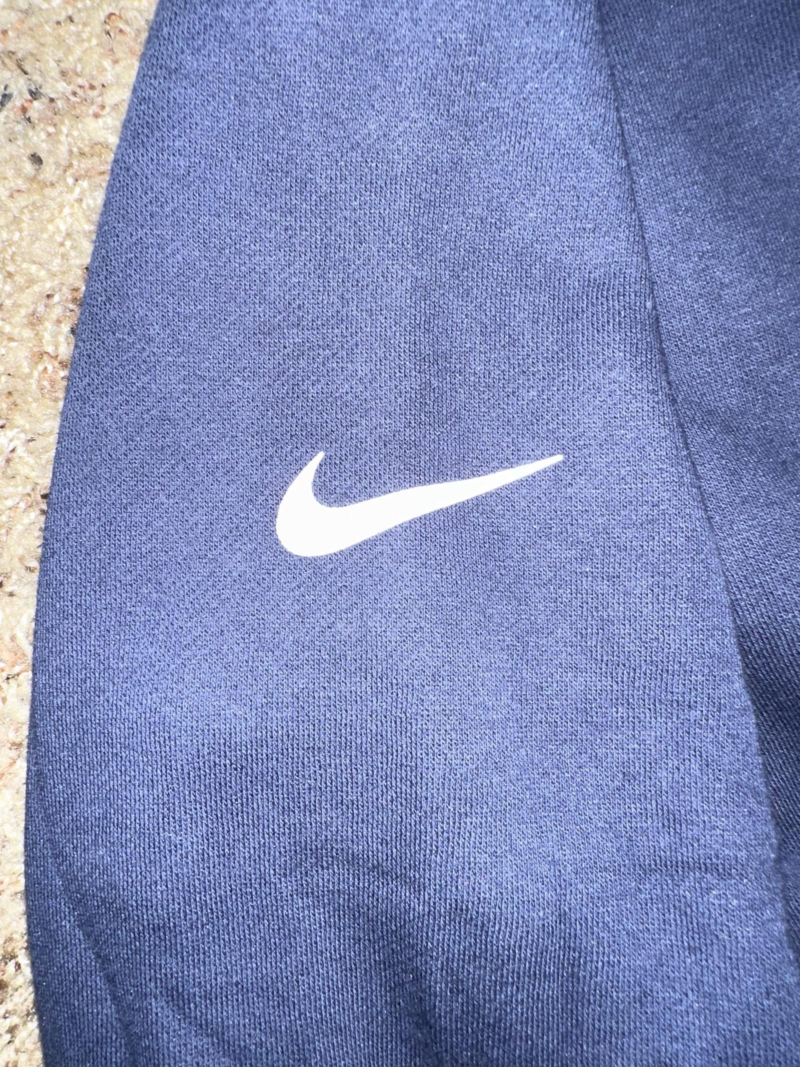 Nike Nike Kids Tennessee Titans Navy Fan Gear Local Club Pullover Hoodie Size US XXS / EU 40 - 9 Thumbnail