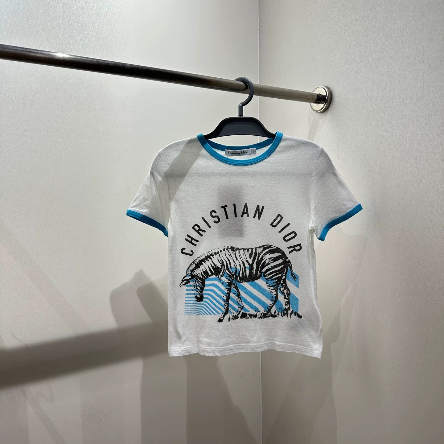 Christian Dior Monsieur Dior mar585 zebra colorblock logo short sleeve xs Size XS / US 0-2 / IT 36-38 - 1 Thumbnail