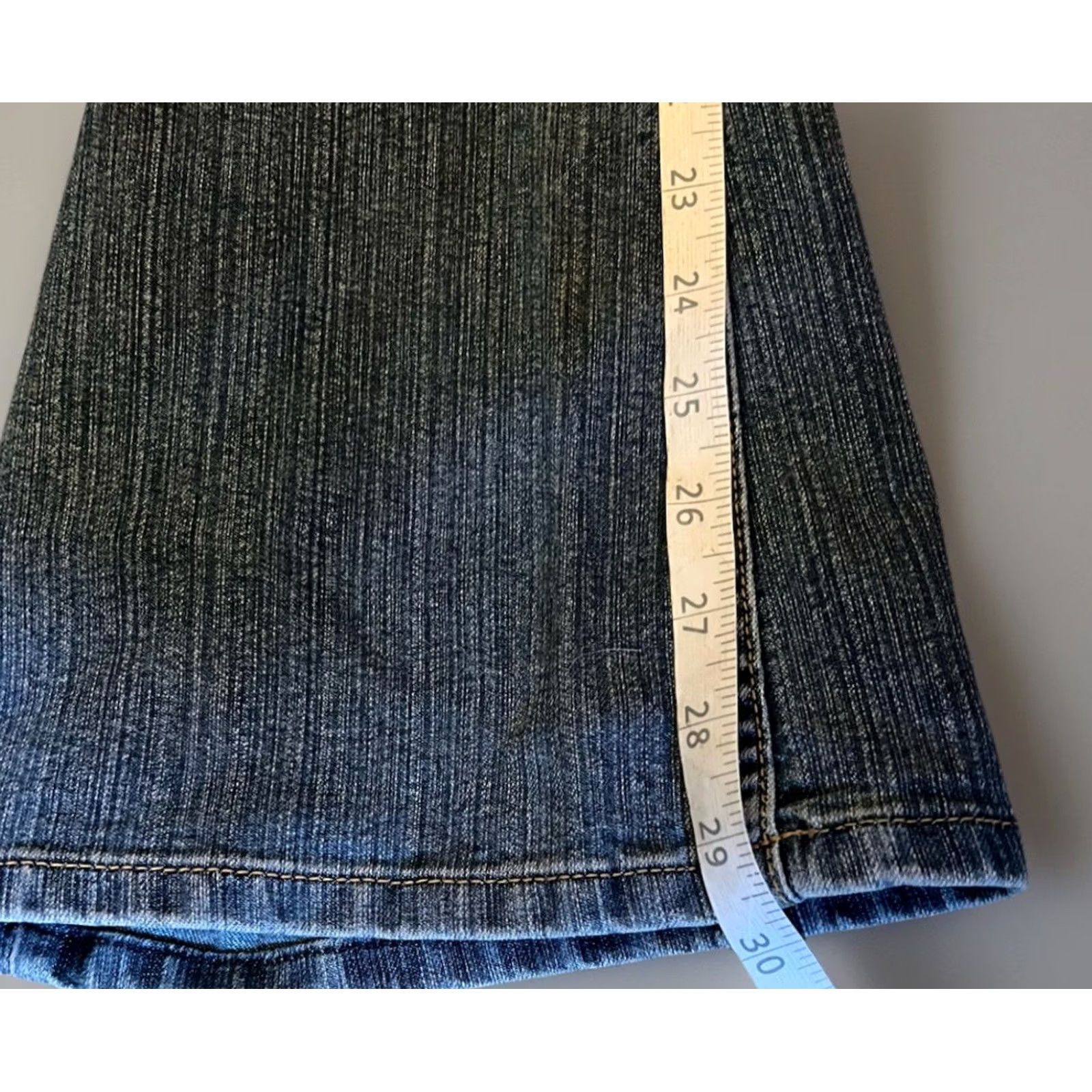 Calvin Klein VINTAGE Calvin Klein Jeans Womens 5 Blue Mid Rise Flare Denim Y2K Jeans Size 27" / US 4 / IT 40 - 6 Thumbnail