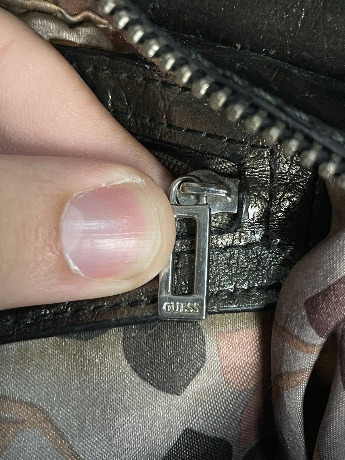 Guess Guess vintage buckle logo bag Size ONE SIZE - 12 Thumbnail