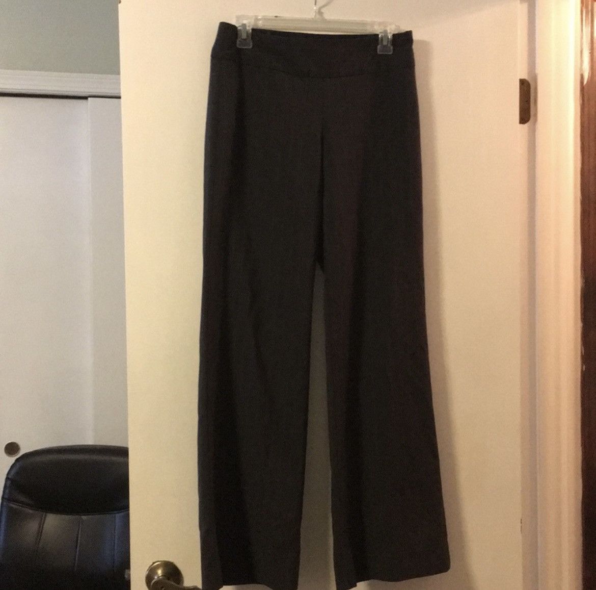 Other The Limited Gray-Black Pinstripe Dress Pants Size 26" / US 2 / IT 38 - 1 Thumbnail