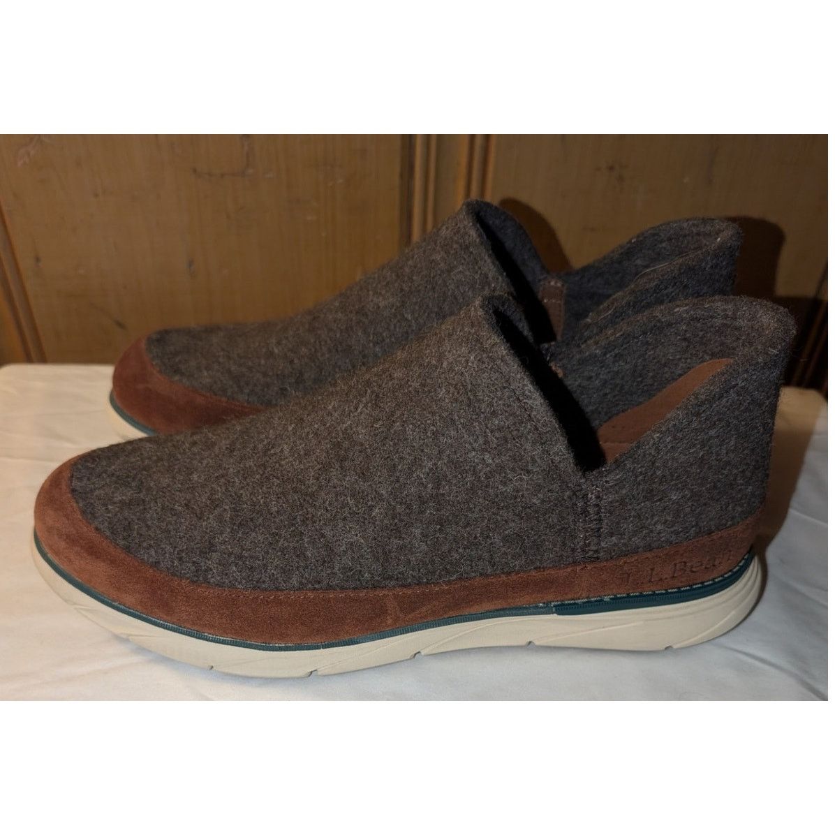 L.L. Bean L.L. Bean Downeast Wool slip on shoes Men's Size 9M Size US 9 / EU 42 - 1 Thumbnail