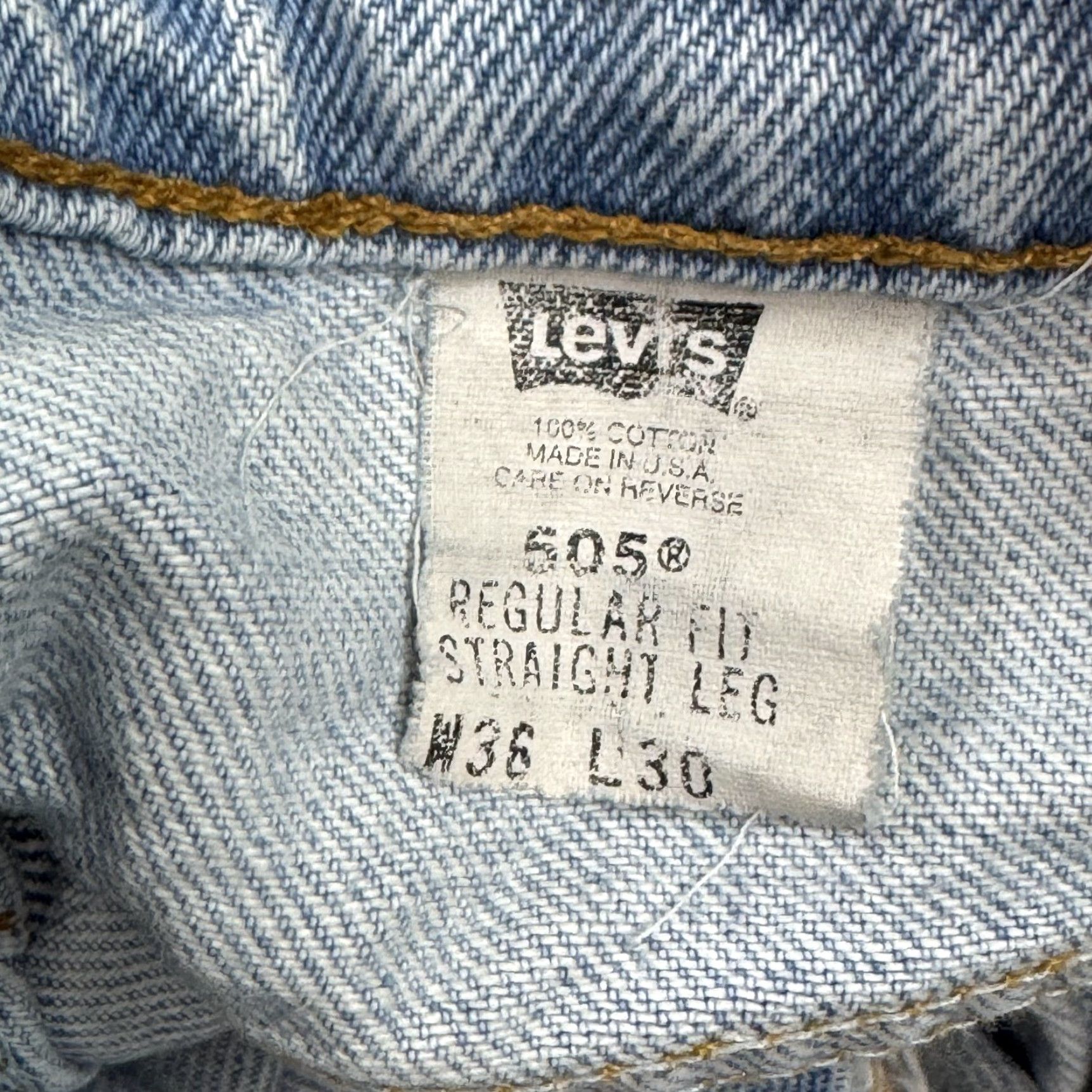 Levi's VINTAGE Levi's 505 Jeans Mens 34x29 Blue 90s Orange Tab Faded Distressed Regular 5-Pocket Denim Cotton Straight Beltless? No Size US 36 / EU 52 - 6 Thumbnail