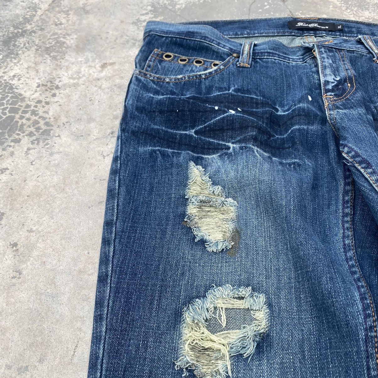 If Six Was Nine ROOT THREE Distressed Flare Size US 34 / EU 50 - 9 Thumbnail