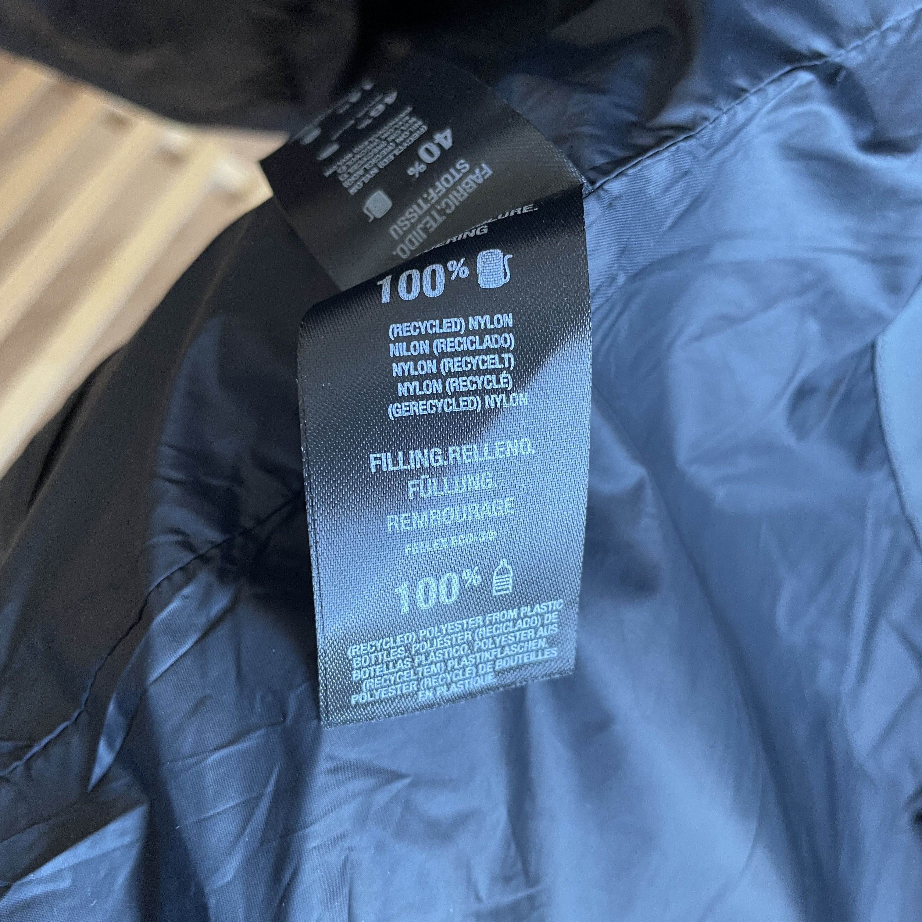 ECOALF Ecoalf Lightweight Recycled Nylon Coat Size S Size US S / EU 44-46 / 1 - 11 Thumbnail