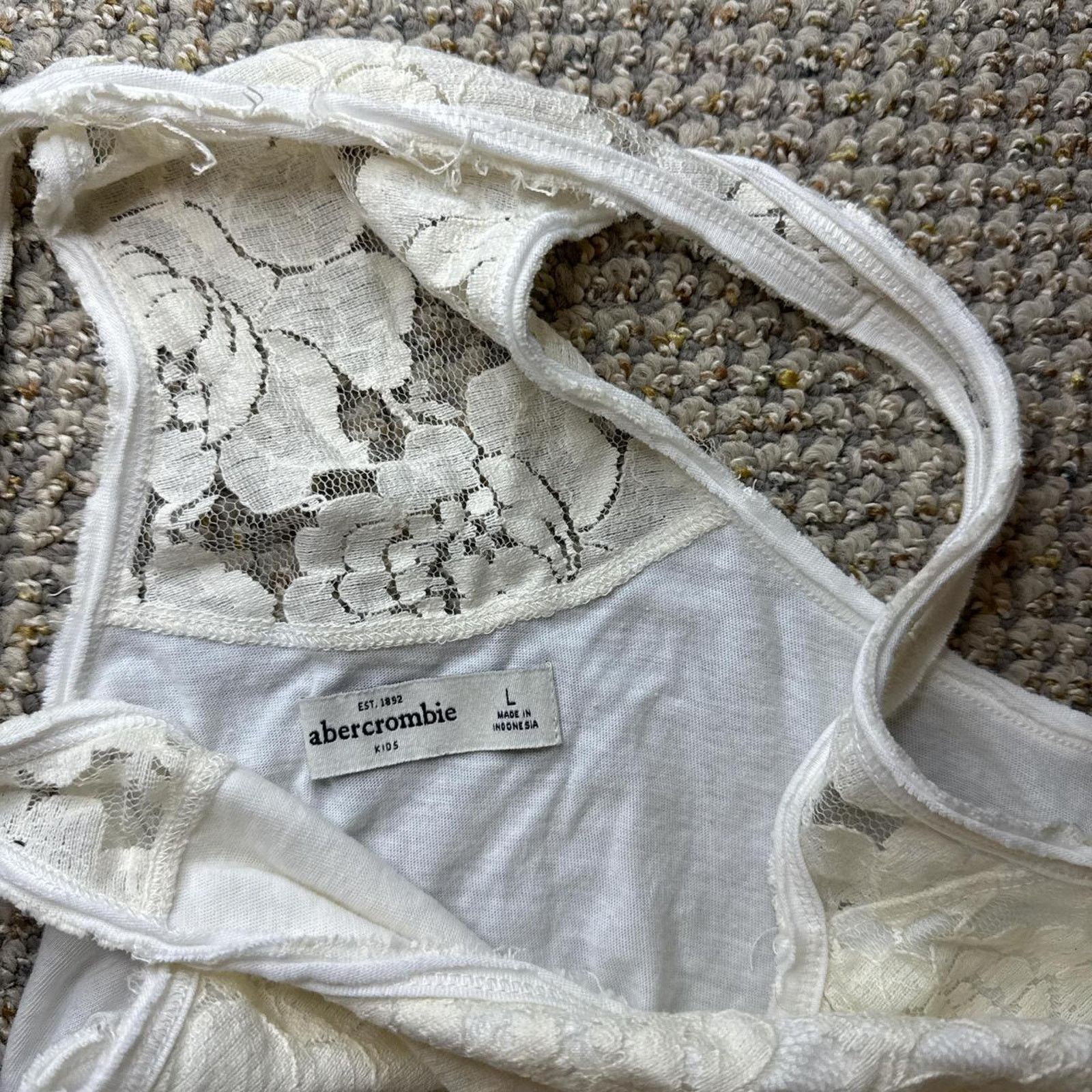 Abercrombie & Fitch Stunning vintage white cream lace mesh tank top- semi sheer Size S / US 4 / IT 40 - 6 Thumbnail