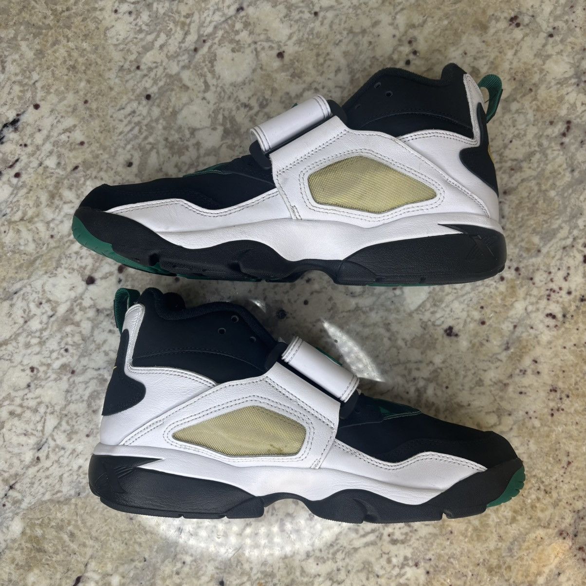 Nike Size 9-Nike Air Diamond Turf 2025 Emerald WORN ONCE WITH BOX Size US 9 / EU 42 - 3 Thumbnail