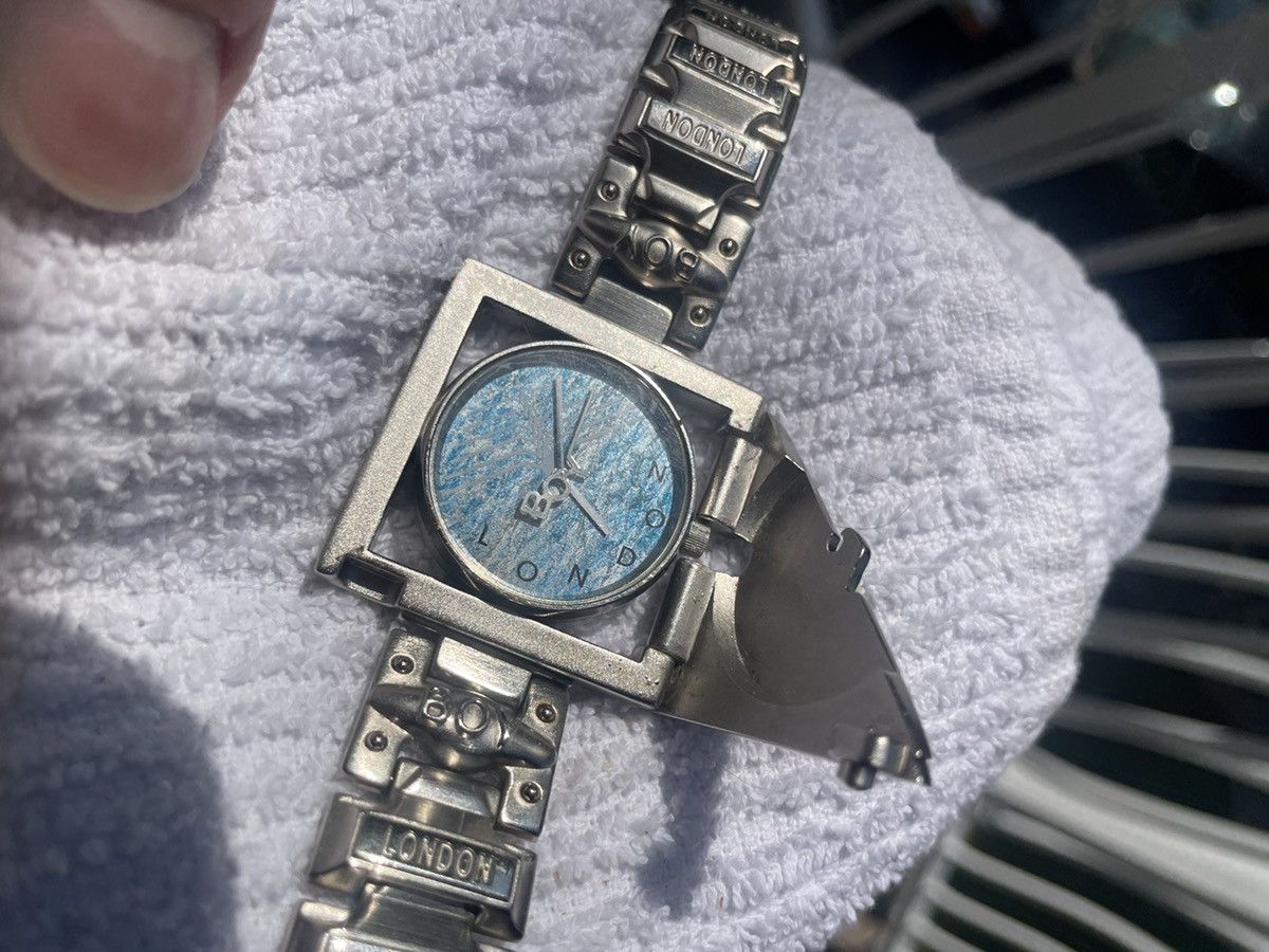 Boy London Boy London winged watch vintage Size ONE SIZE - 1 Thumbnail