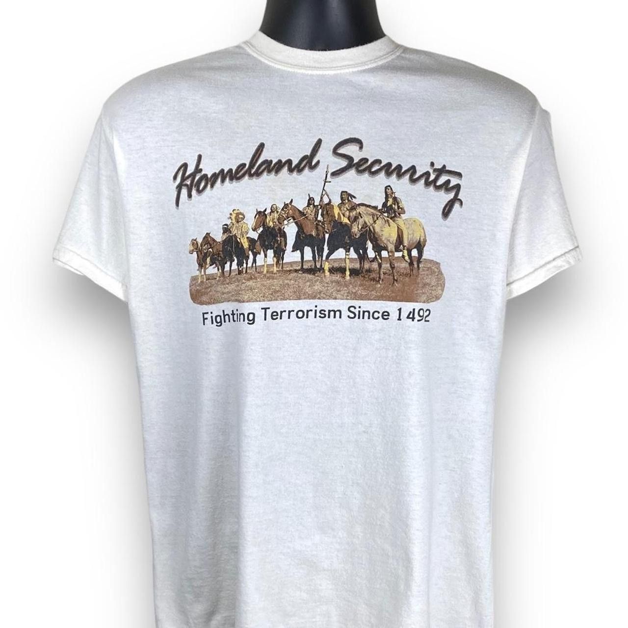 Gildan Gildan Homeland Security Fighting Terrorism Tee Tshirt Size US M / EU 48-50 / 2 - 1 Thumbnail