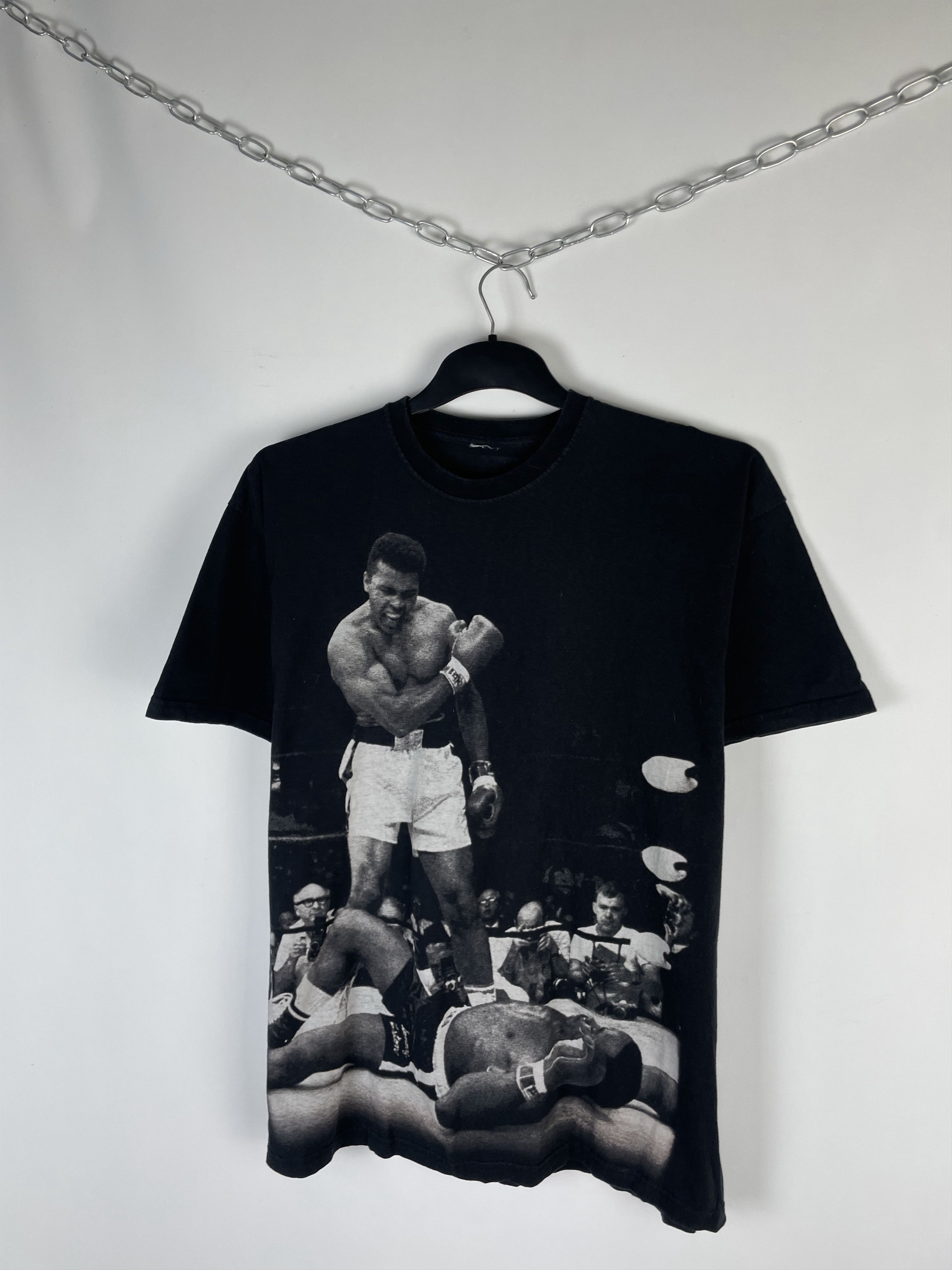 Vintage Vintage 00s Muhammad Ali tee Sonny Liston 1965 Photo Size US L / EU 52-54 / 3 - 3 Thumbnail