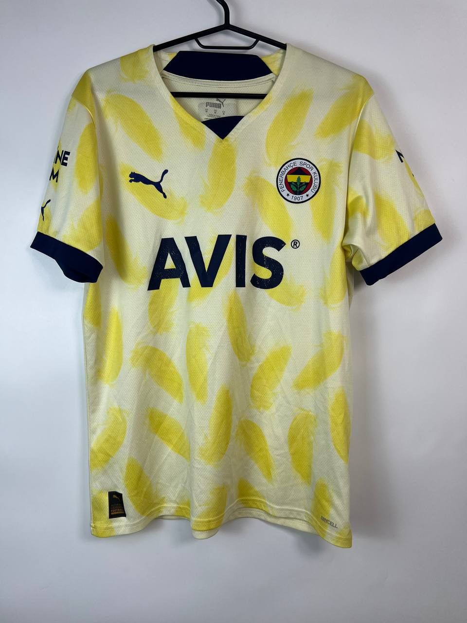 Puma × Vintage Football jersey Puma Fenerbahce 22/23 size M Size US M / EU 48-50 / 2 - 1 Thumbnail