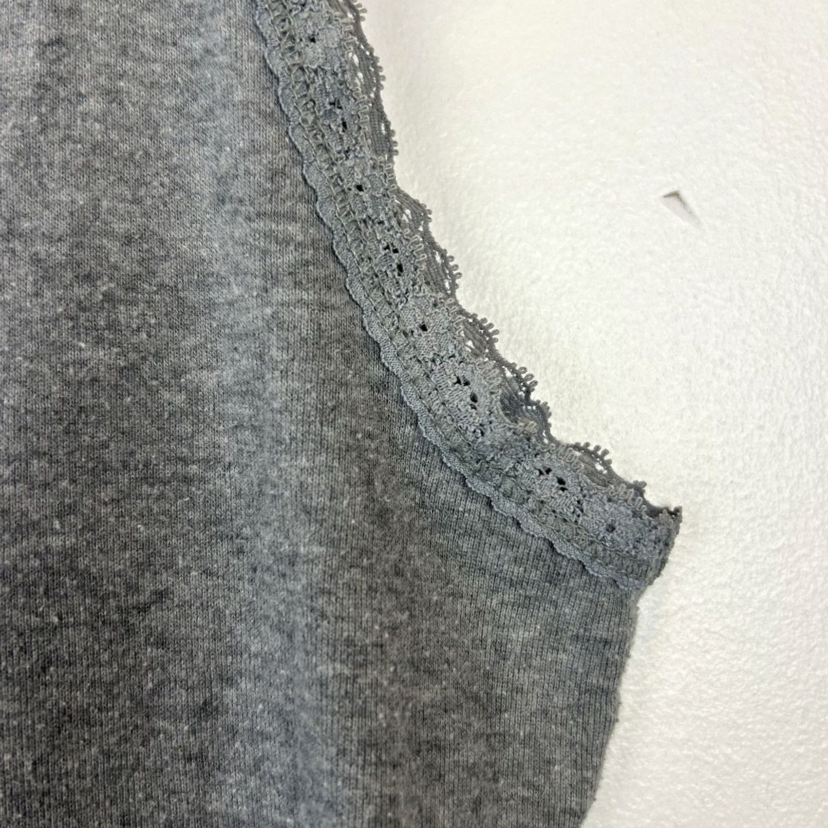 Mossimo VINTAGE Mossimo Tank Top Large Lace Trim Gray Elaina Gilbert Bella Swan Size L / US 10 / IT 46 - 5 Thumbnail
