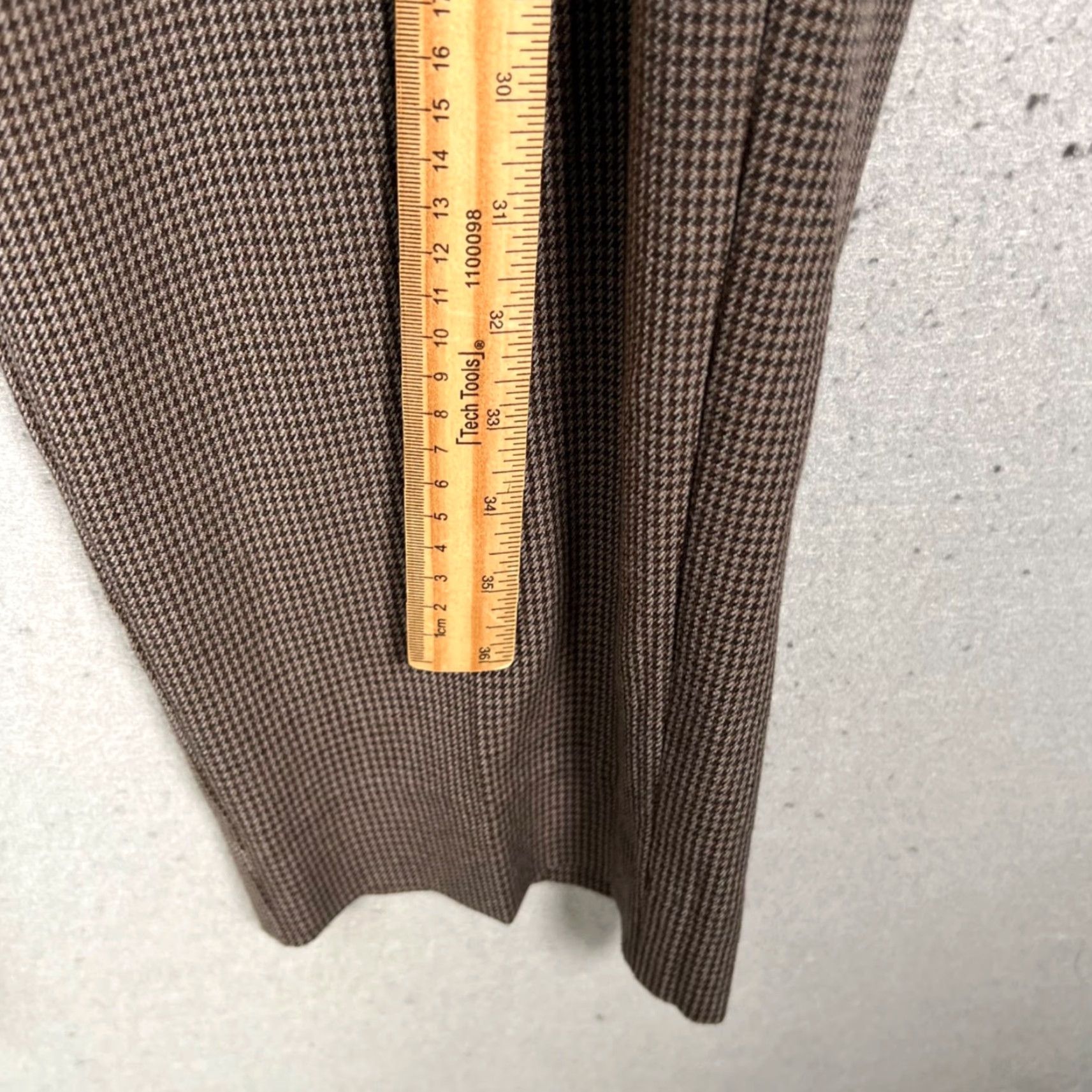 Abercrombie & Fitch Abercrombie & Fitch Mens Dress Pants 34 x 30 Brown Houndstooth Straight Pocket Slash Front Pleated Casual Lightweight 8/10 Vintage No N/A Size US 34 / EU 50 - 6 Thumbnail