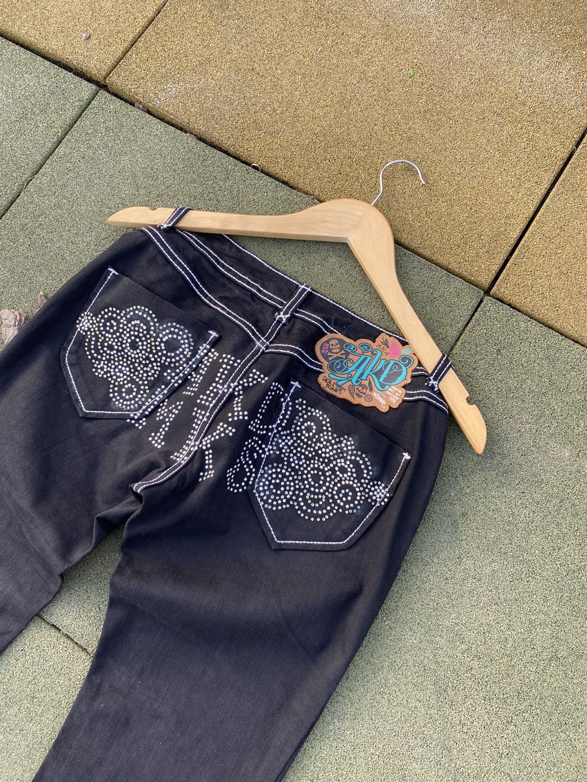 Akademiks × Vintage Y2K Akademiks Sample Jeans Rhinestones Skull Print (2007) Size 27" / US 4 / IT 40 - 13 Thumbnail
