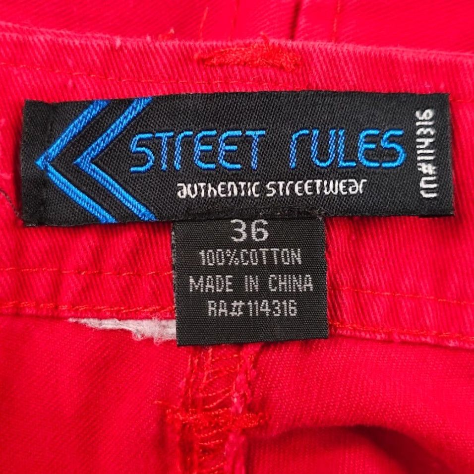 Vintage VINTAGE Street Rules Cargo Shorts Mens Size 36 Red Y2K Plaid Accents Cargo Shorts Red Mens 90s Hip Hop Street Rules Size US 36 / EU 52 - 6 Thumbnail