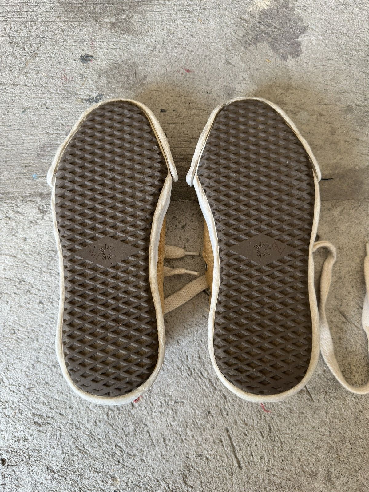 Maison MIHARA YASUHIRO Maison Mihara Yasuhiro Hank tricolor OG sole OG sole canvas Size US 6.5 / EU 39-40 - 9 Thumbnail