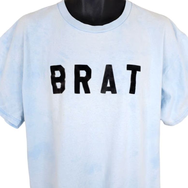 Fruit Of The Loom VINTAGE Brat T Shirt Mens XL Blue Y2K Streetwear Mens XL T-Shirt Cotton Fruit of the Loom Crew Neck Short Sleeve Size US XL / EU 56 / 4 - 2 Thumbnail