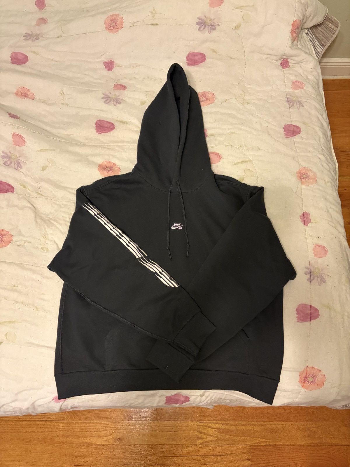 Nike Nike Men's Black Sb Motion Hoodie Size US L / EU 52-54 / 3 - 1 Thumbnail