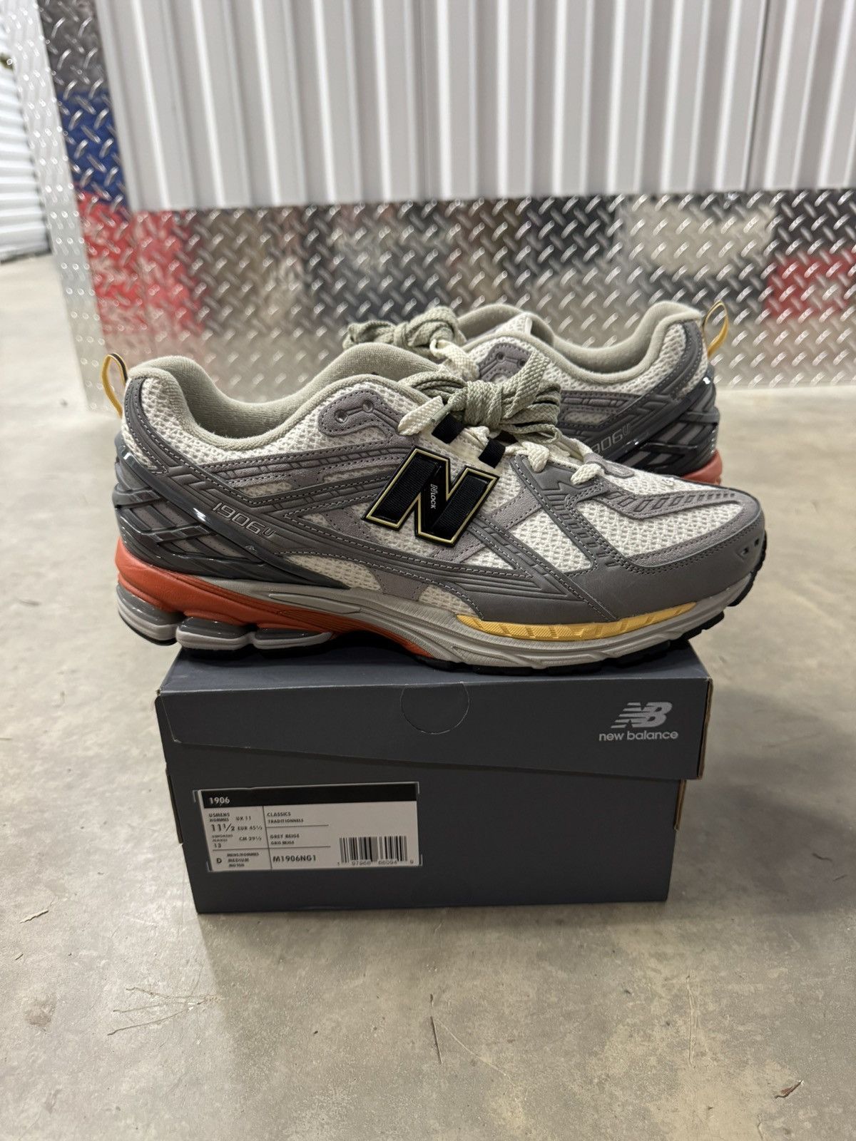 New Balance New Balance 1906U The Whittaker Group Sand Dune Size 11.5 Size US 11.5 / EU 44-45 - 1 Thumbnail