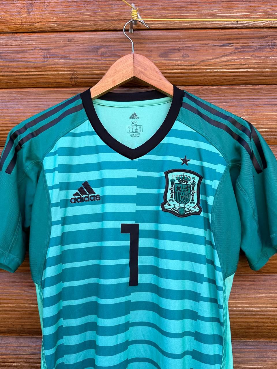 Adidas SPAIN 2016 2017 HOME FOOTBALL SHIRT SOCCER JERSEY ADIDAS Size US XS / EU 42 / 0 - 3 Thumbnail