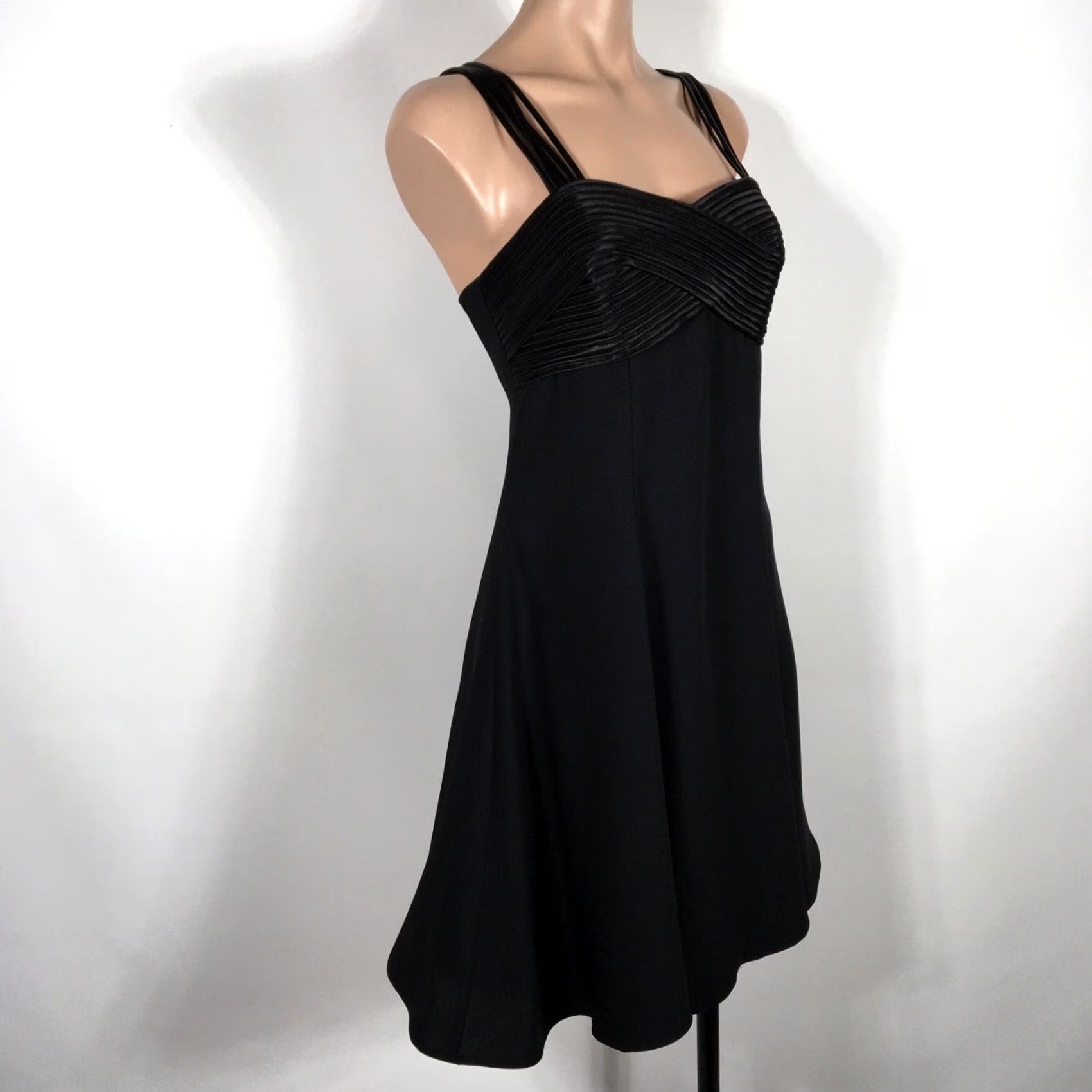 Vintage VINTAGE Collections Dress Womens 10 Black 90s Strappy Sleeveless Sweetheart Chiffon LBD Eveningwear Size L / US 10 / IT 46 - 4 Thumbnail