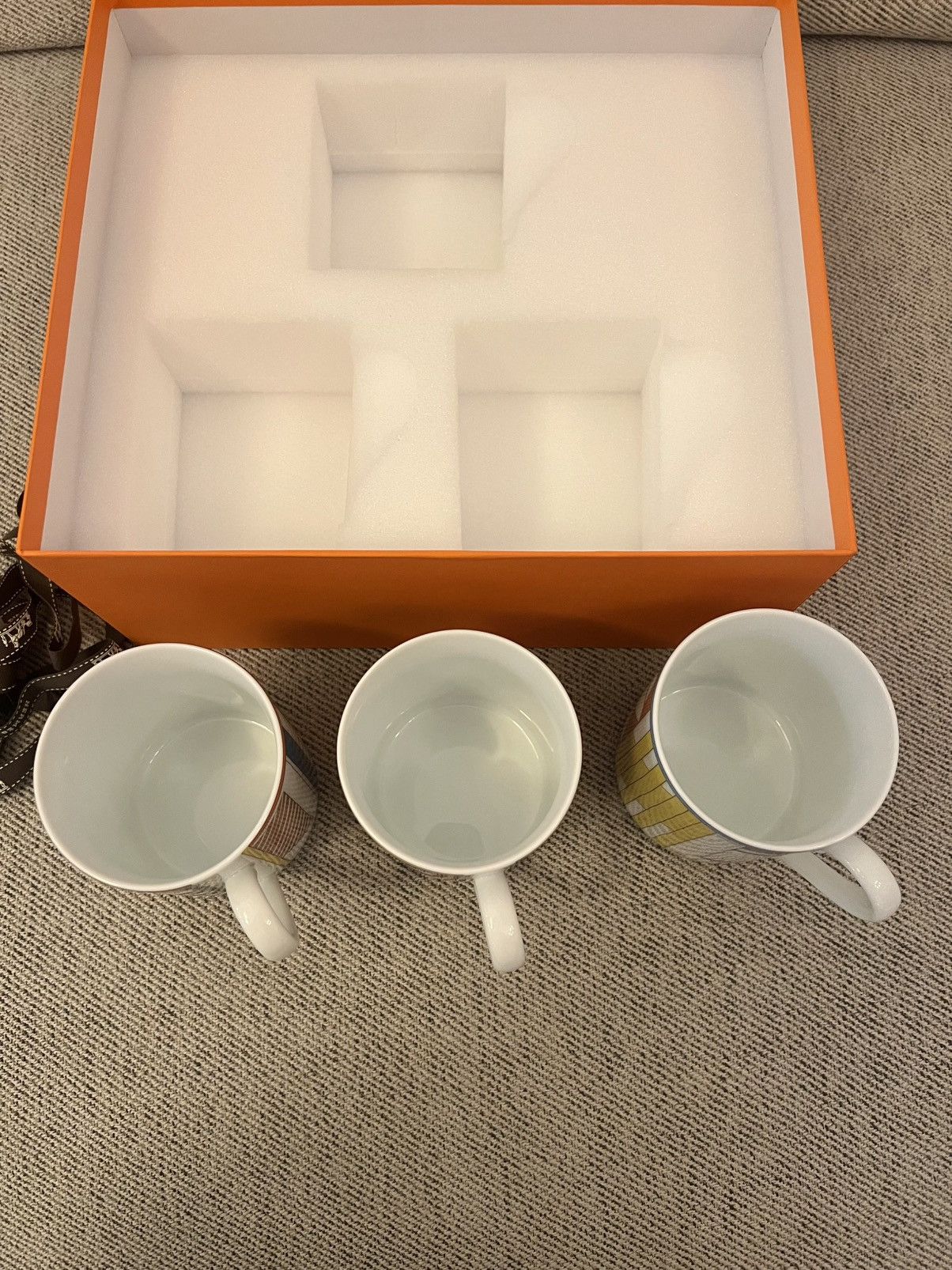 Hermes Hermes “Promenade Au Faubourg” Set of 3 Mugs Size ONE SIZE - 6 Thumbnail