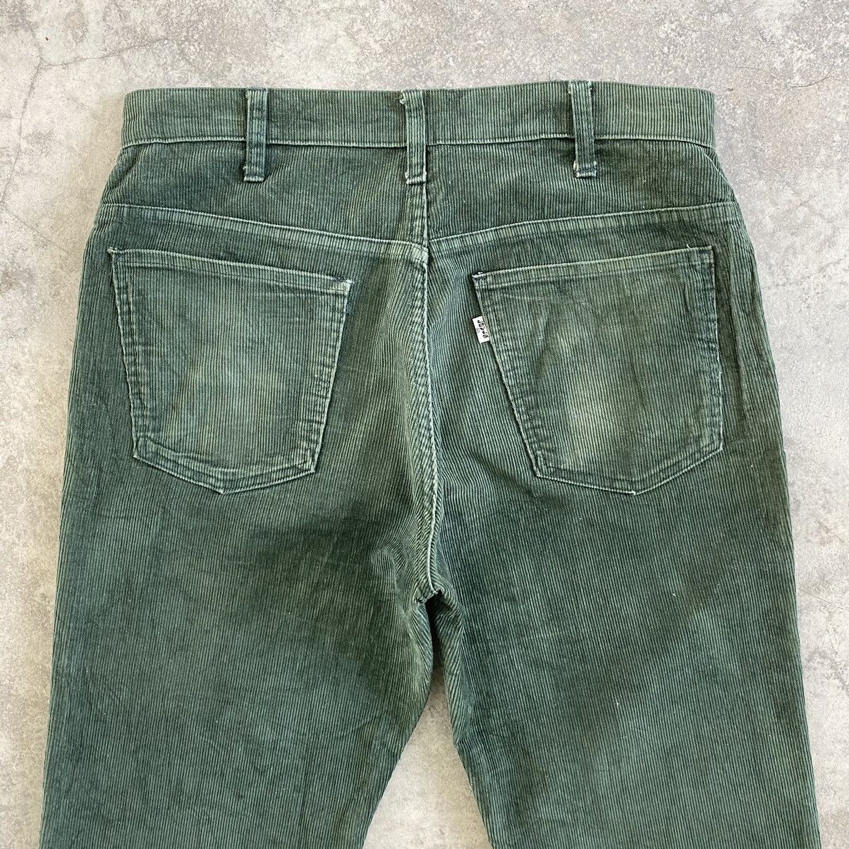 Levi's Vintage 1973 Levis 646 Faded Green Corduroy Flared Jeans Size US 31 - 19 Thumbnail