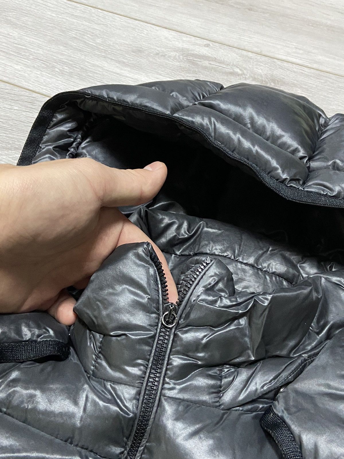Moncler Moncler Berre Giubbotto puffer down jacket Size S / US 4 / IT 40 - 7 Thumbnail