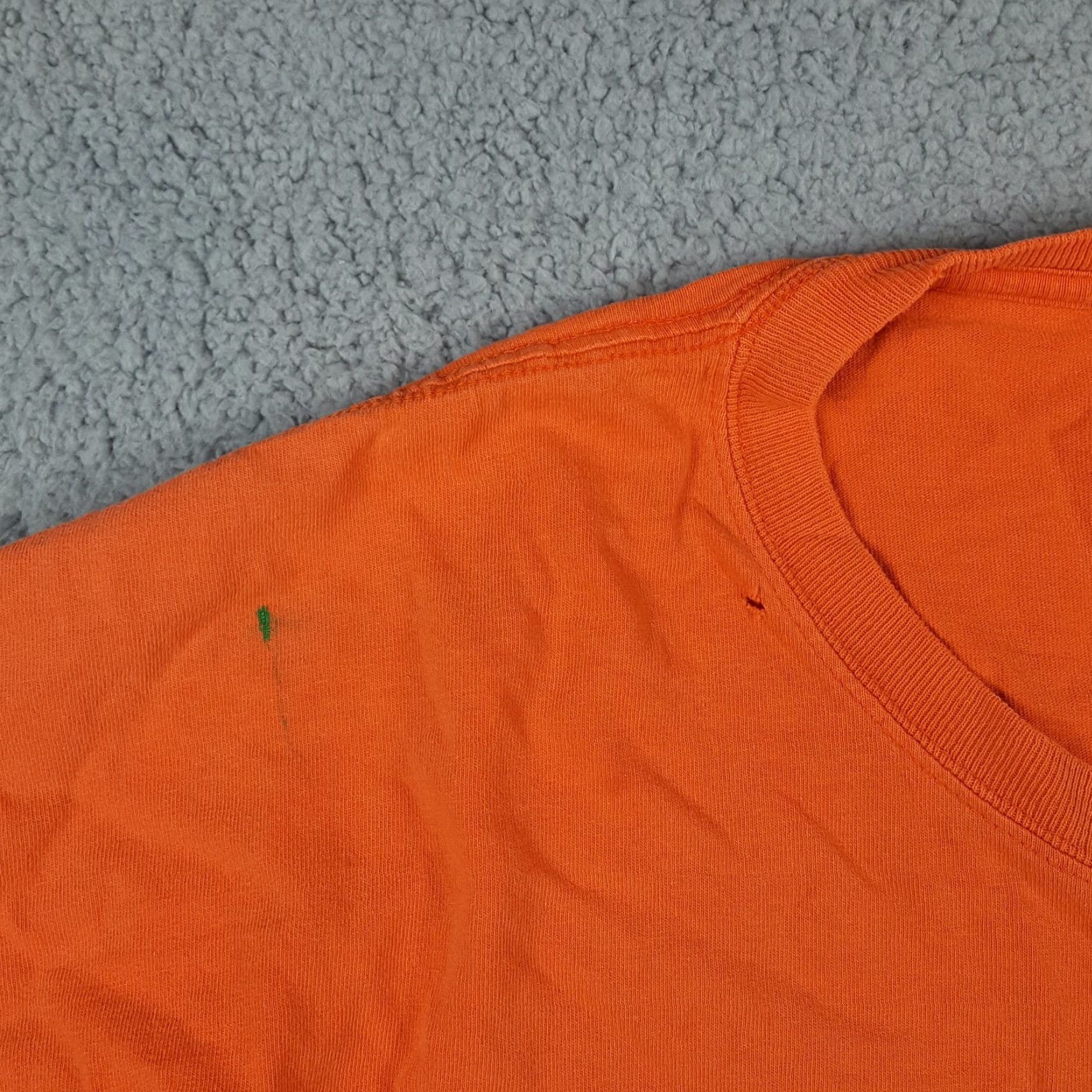 Carhartt VINTAGE Carhartt Shirt 2XL Orange Distressed CH Logo Pocket Tee Mens 90s Grunge Workwear Size US XXL / EU 58 / 5 - 4 Thumbnail
