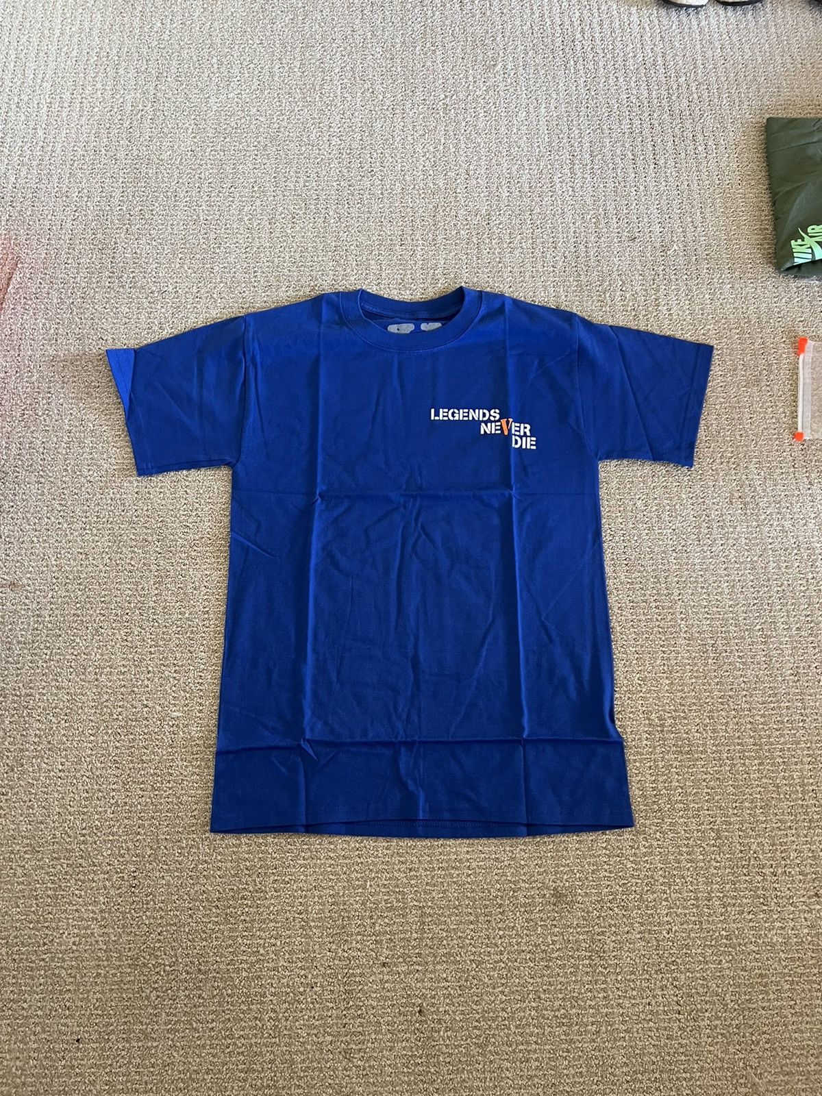 Vlone Legends Never Die Tee Size US XL / EU 56 / 4 - 2 Thumbnail