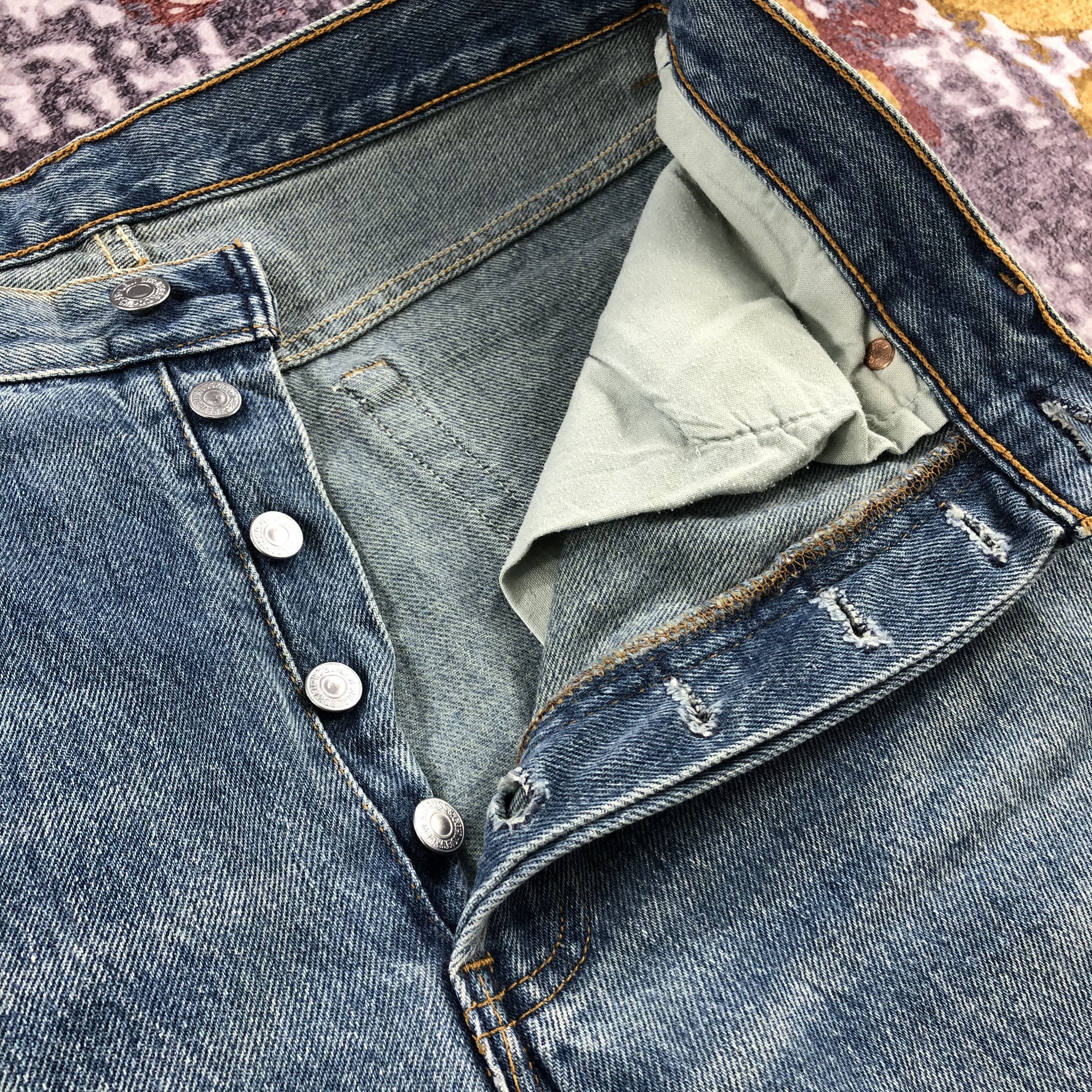Levi's × Vintage 90s Vintage Blue Wash Levis 501 Jeans-JM2372 Size US 32 / EU 48 - 11 Thumbnail