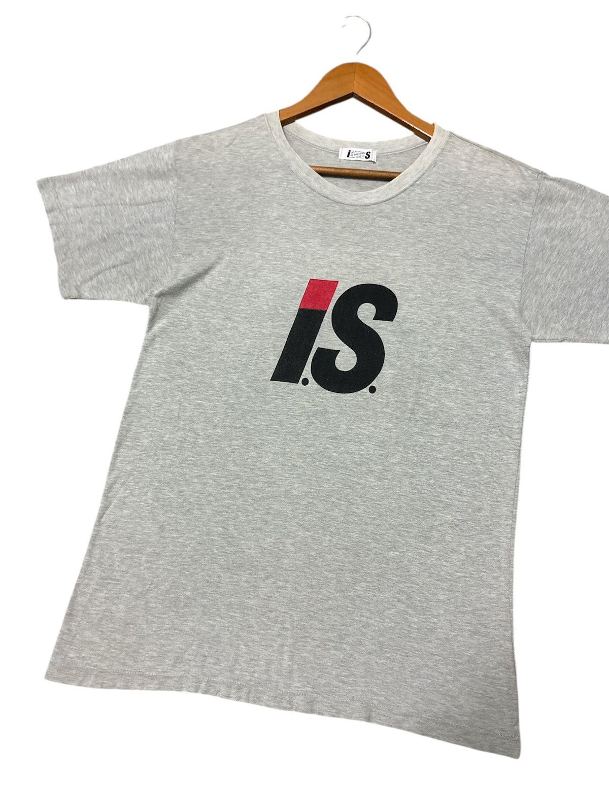 Issey Miyake ‼️RARE‼️VINTAGE ISSEY MIYAKE ‘IS’ BIG LOGO TSHIRT TEE🔥 Size US M / EU 48-50 / 2 - 3 Thumbnail