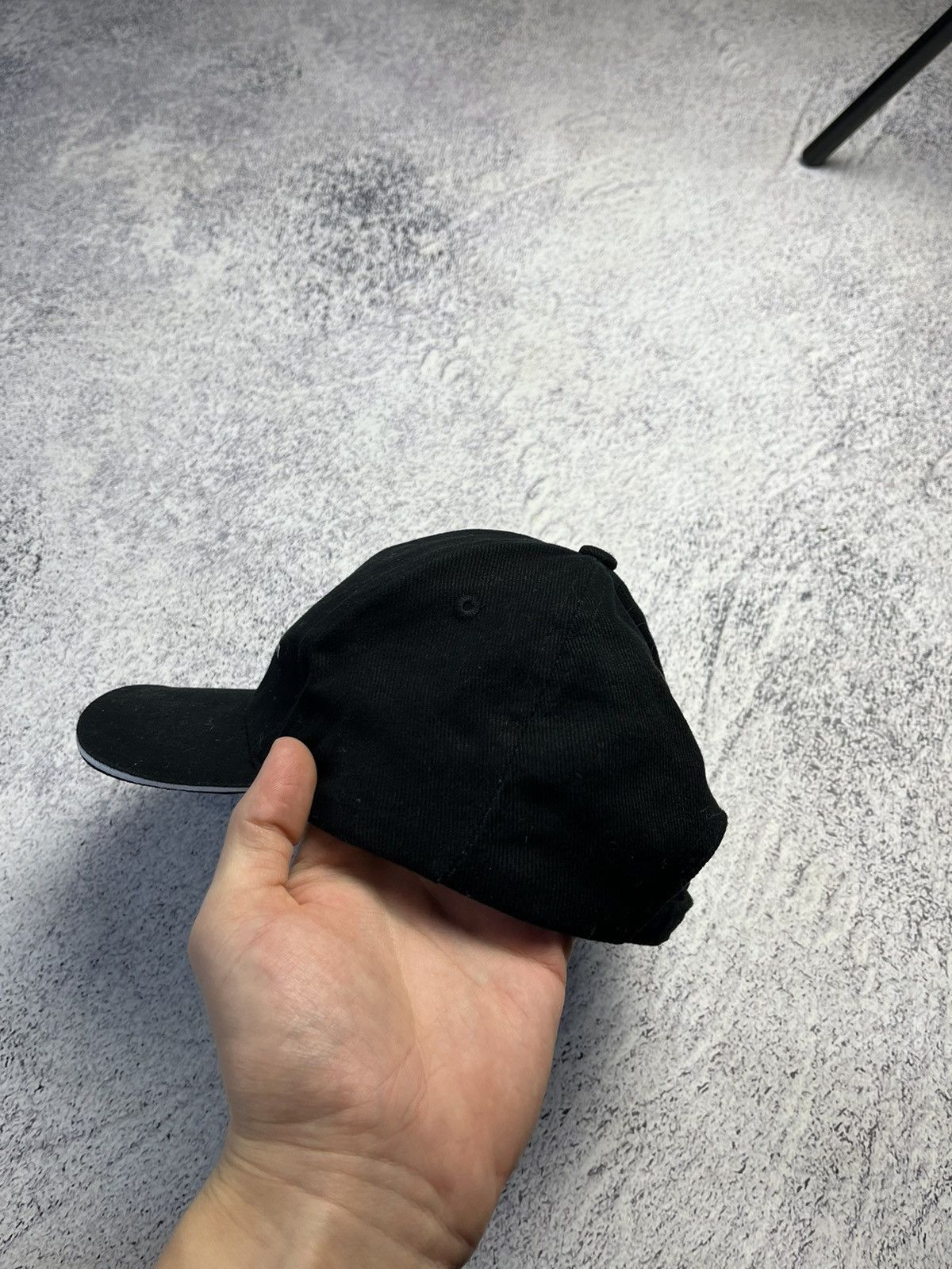 Formula 1 Vintage Mercedes Benz Rare Cap AMG Petronas Formula 1 OS Size ONE SIZE - 9 Thumbnail