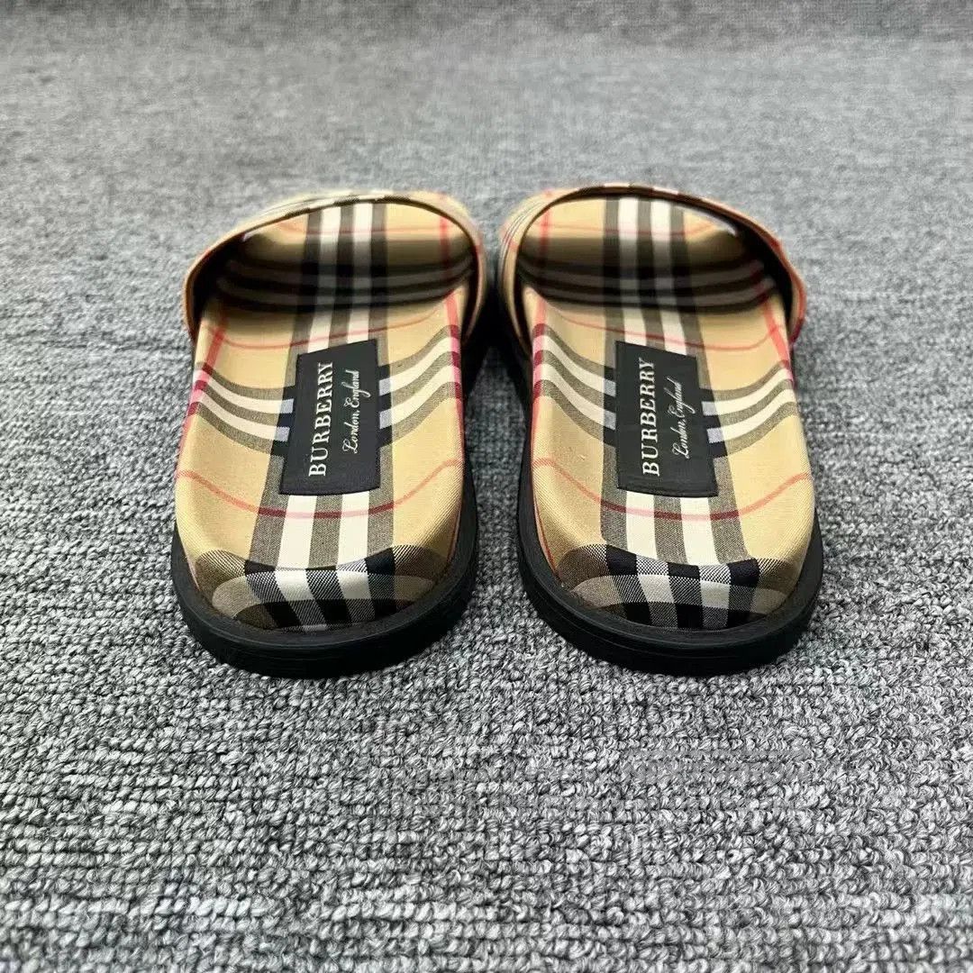 Burberry Burberry Brown Classic Check Slippers. Size US 8.5 / IT 38.5 - 4 Thumbnail