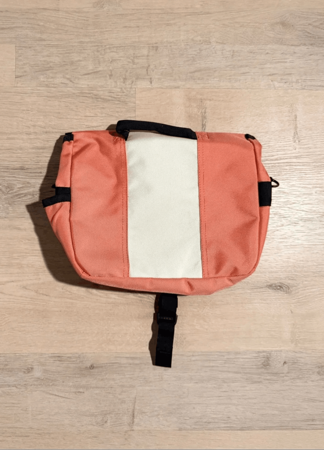 Timbuk2 Y2K Timbuk2 Technical Mini Messenger Bag Size ONE SIZE - 4 Thumbnail