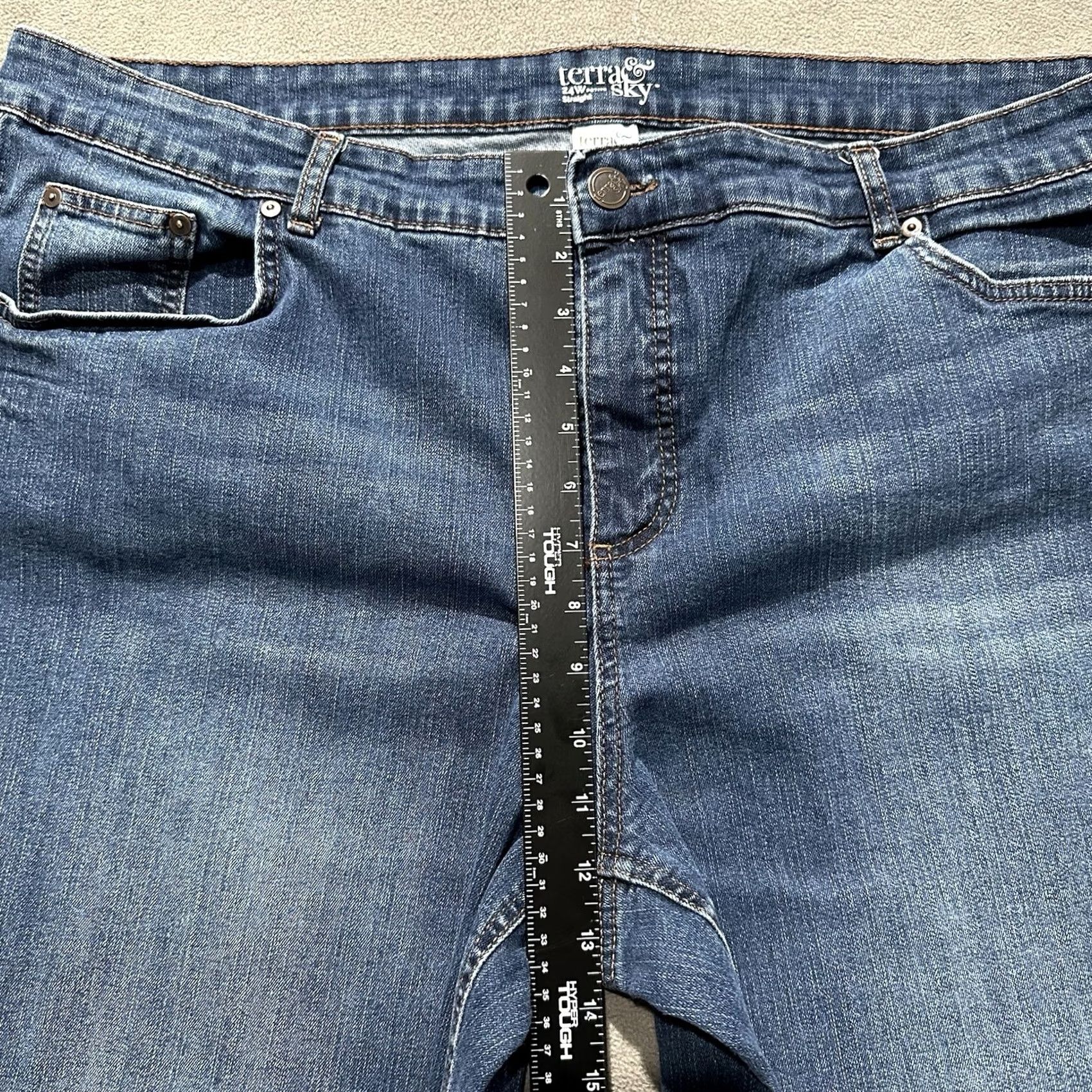 Vintage Terra & Sky Womens Jeans 24W Petite Blue Denim Straight Leg EUC Size 42" / US 20 - 7 Thumbnail