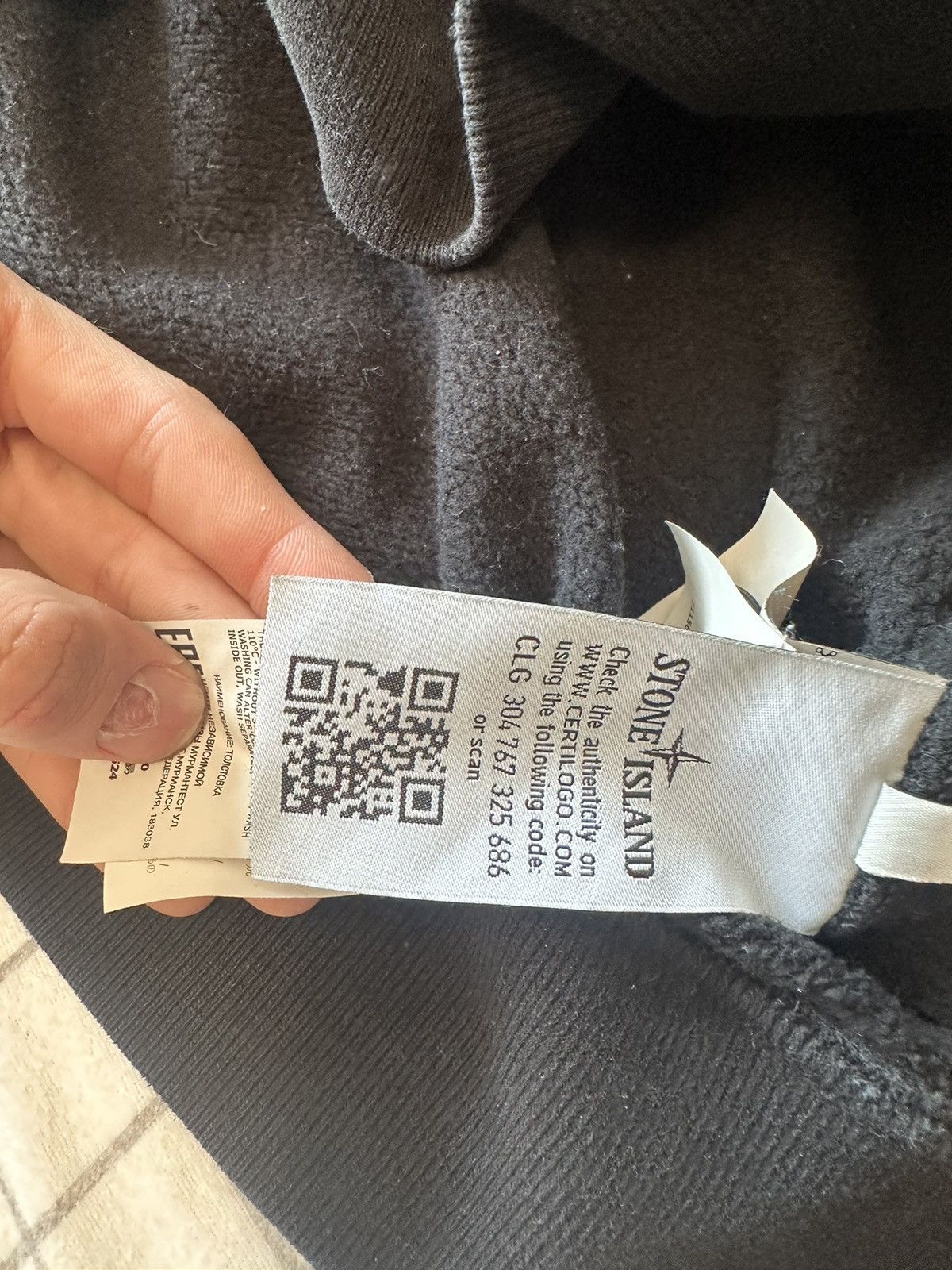 STONE ISLAND CREWNECK BLACK