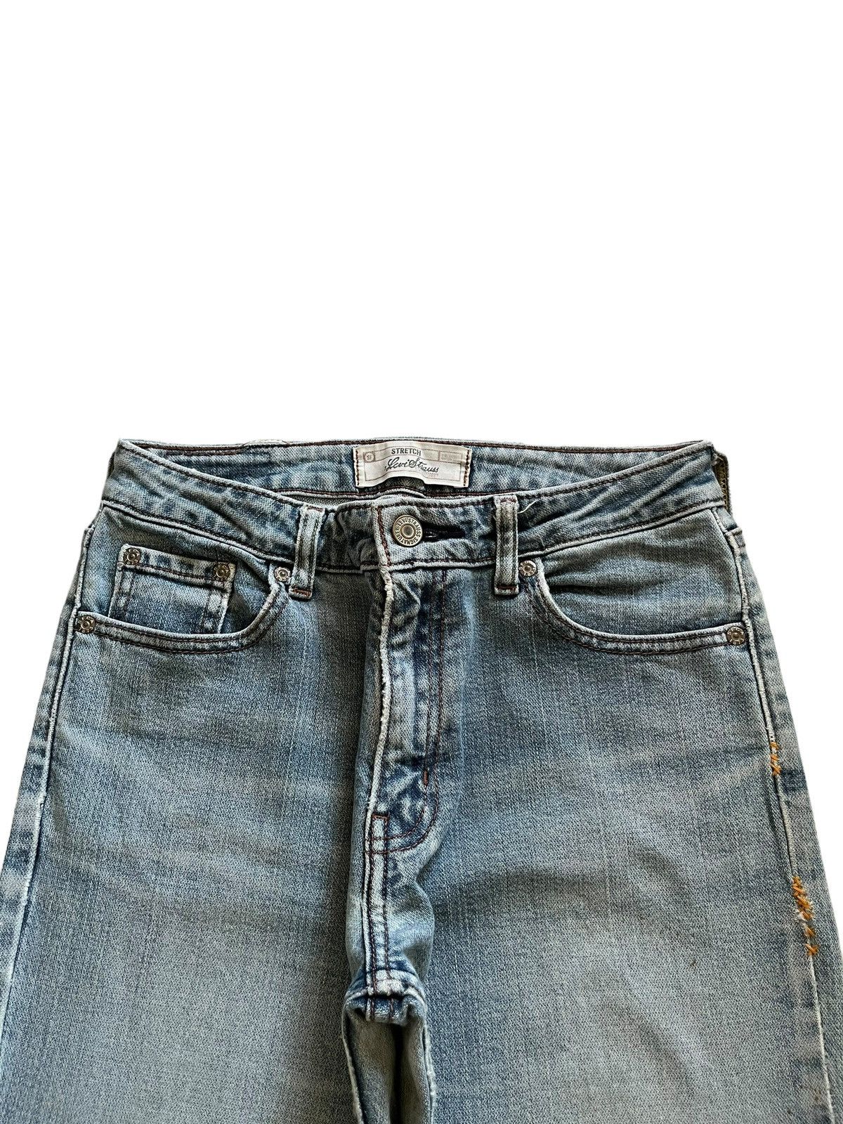 Levi's × Levi's Vintage Clothing Vintage 90s Levis Light Wash Style Distressed Flare Jeans Size US 26 / EU 42 - 4 Thumbnail
