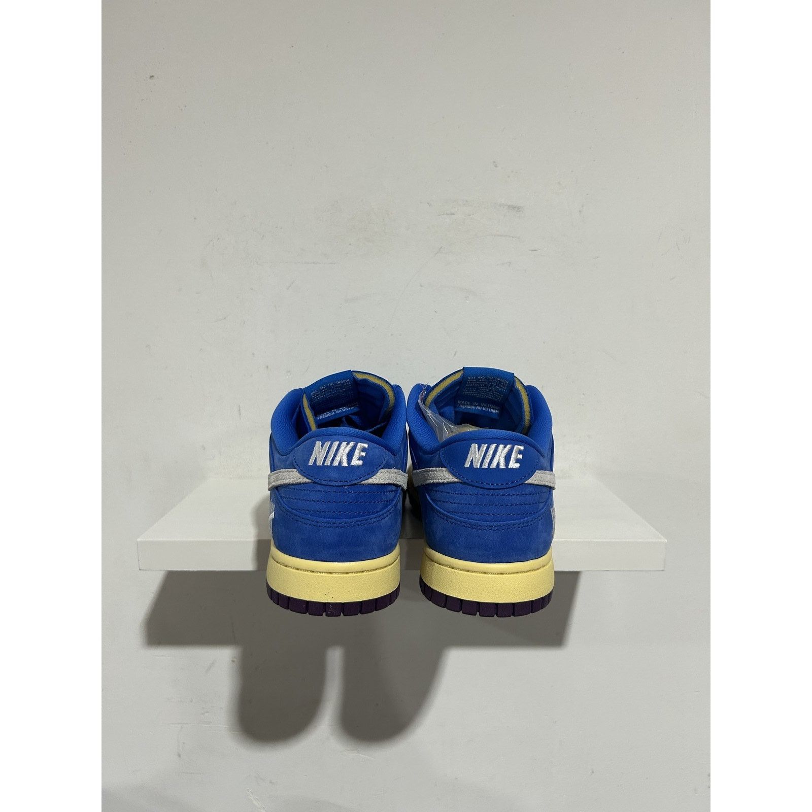 Nike NIKE DUNK LOW UNDEFEATED 5 ON IT DUNK SIZE 11 NEW Size US 11 / EU 44 - 4 Thumbnail