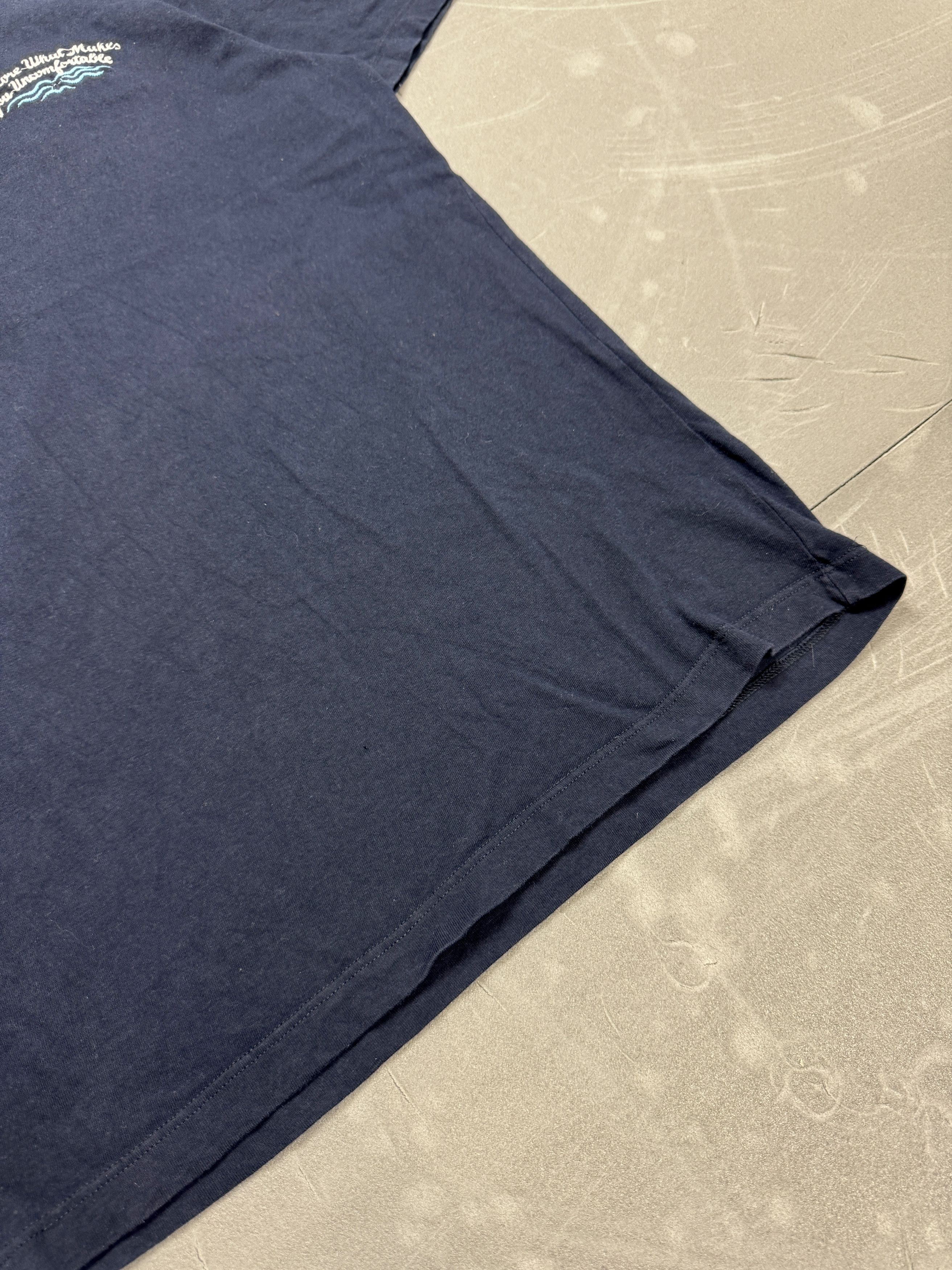 Zara Zara navy T-shirt big embroidered print havaiian y2k Size US S / EU 44-46 / 1 - 9 Thumbnail