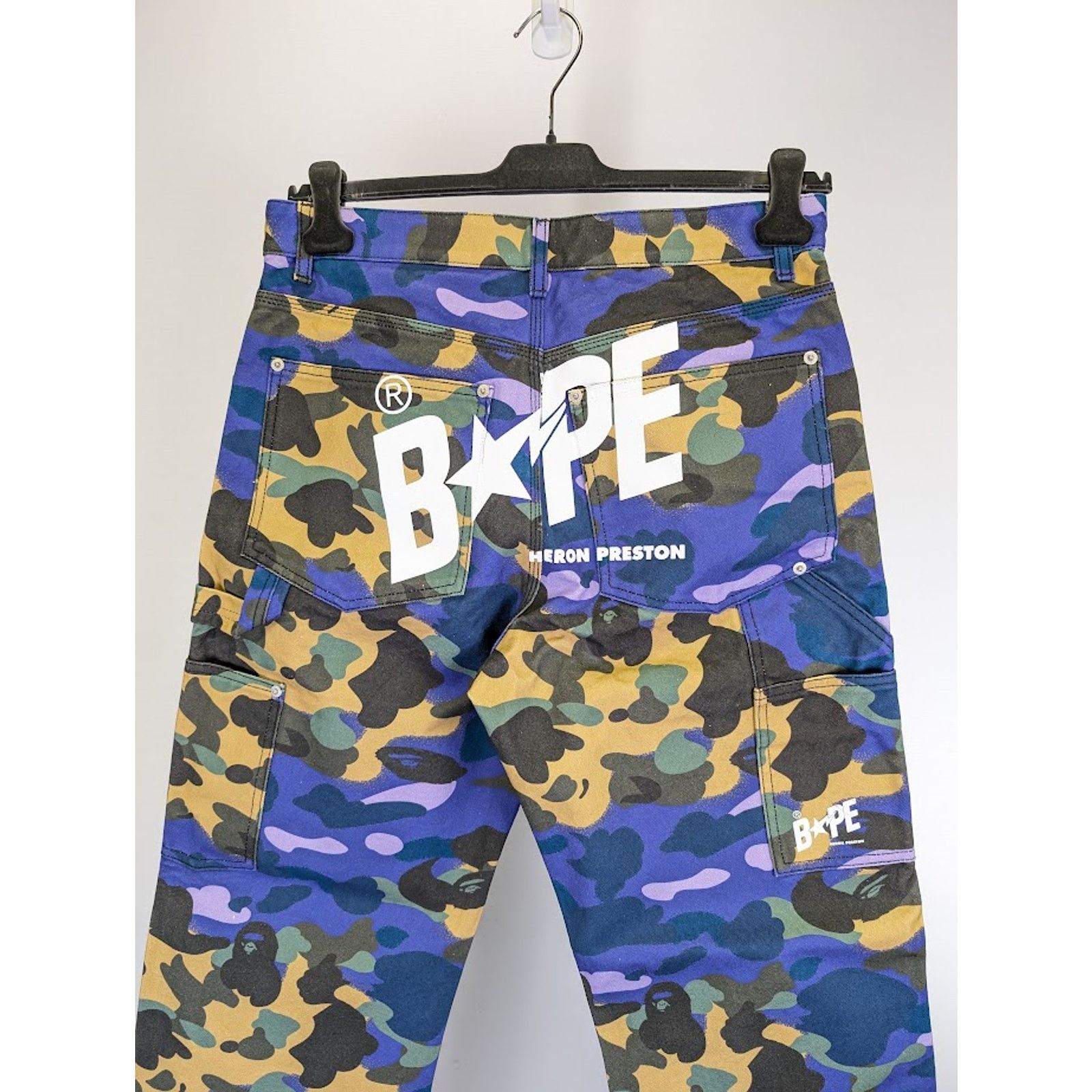 Bape × Heron Preston o1rshd1 Camou Worker Pant Camouflage in Multicolor Size US 32 / EU 48 - 14 Thumbnail